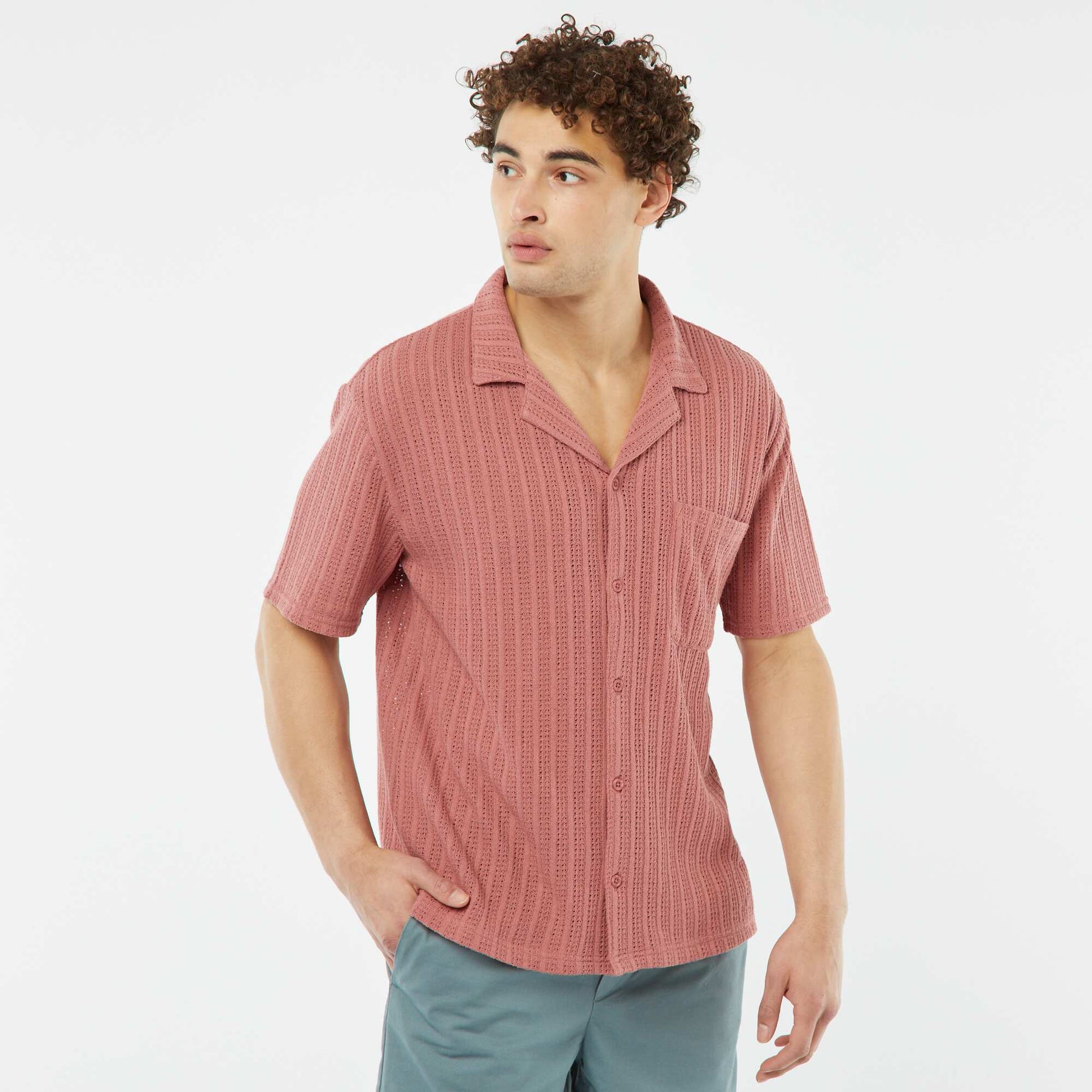 Chemise manches courtes en matière ajourée ROSE