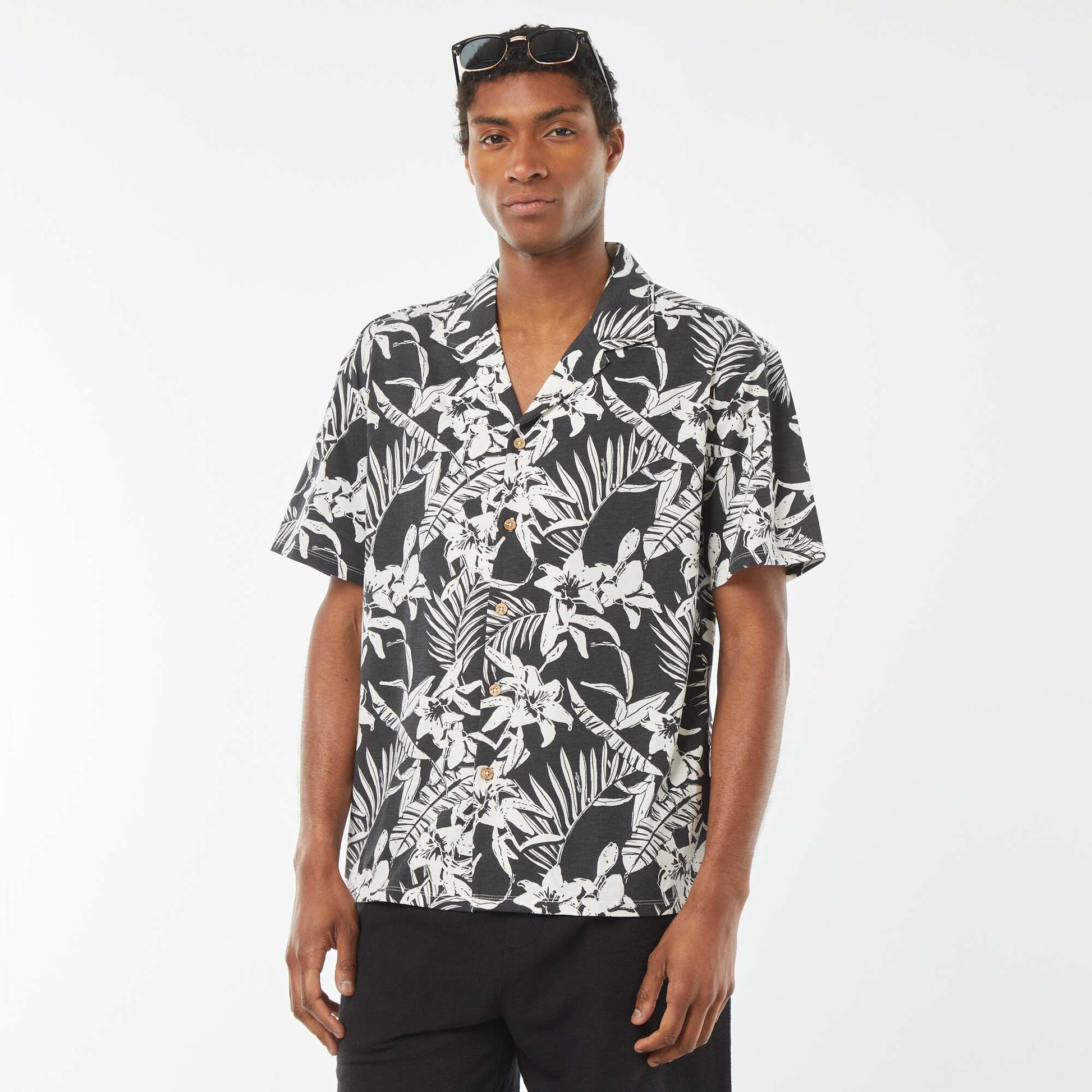 Chemise manches courtes à motif NOIR