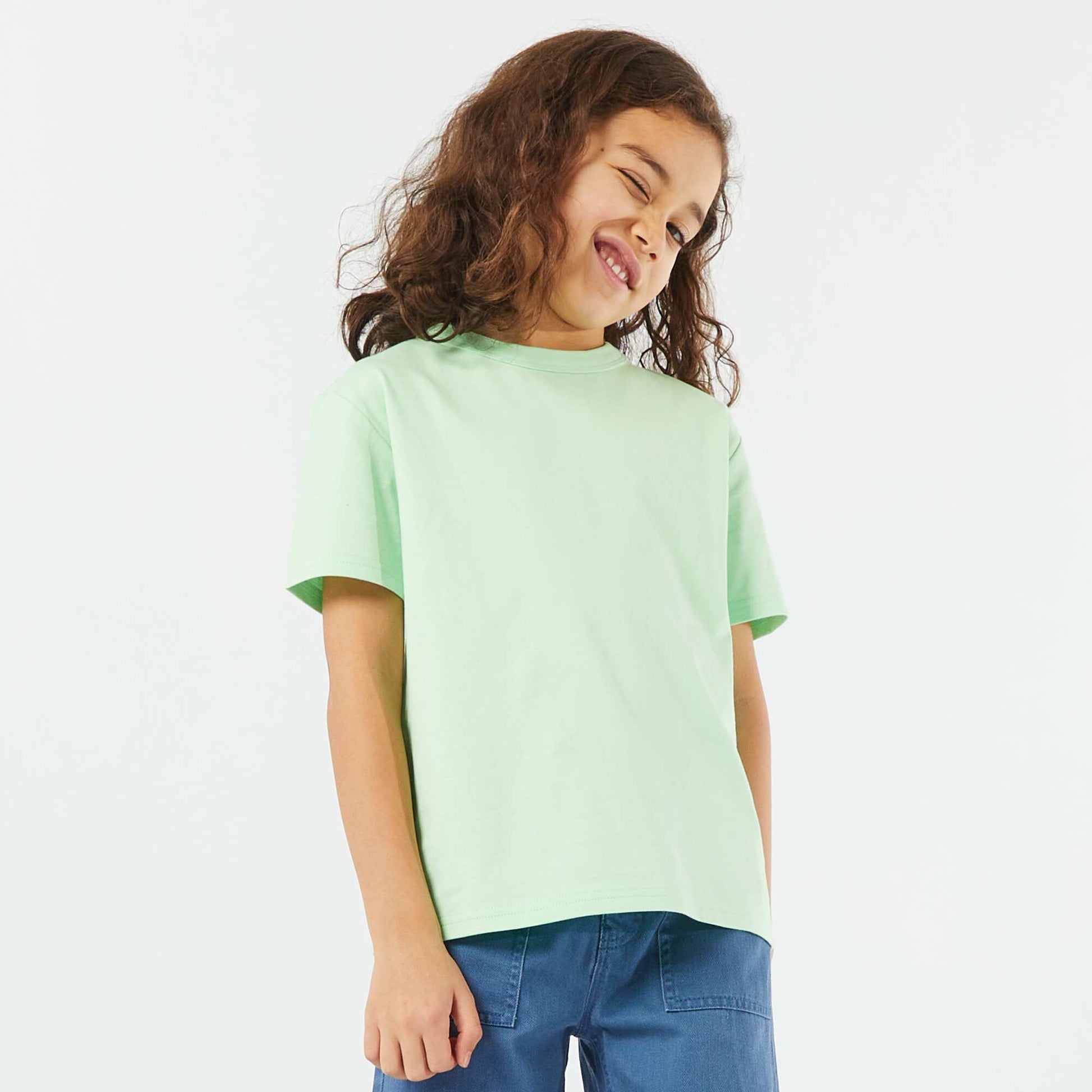 T-shirt basique à manches courtes et col rond VERT