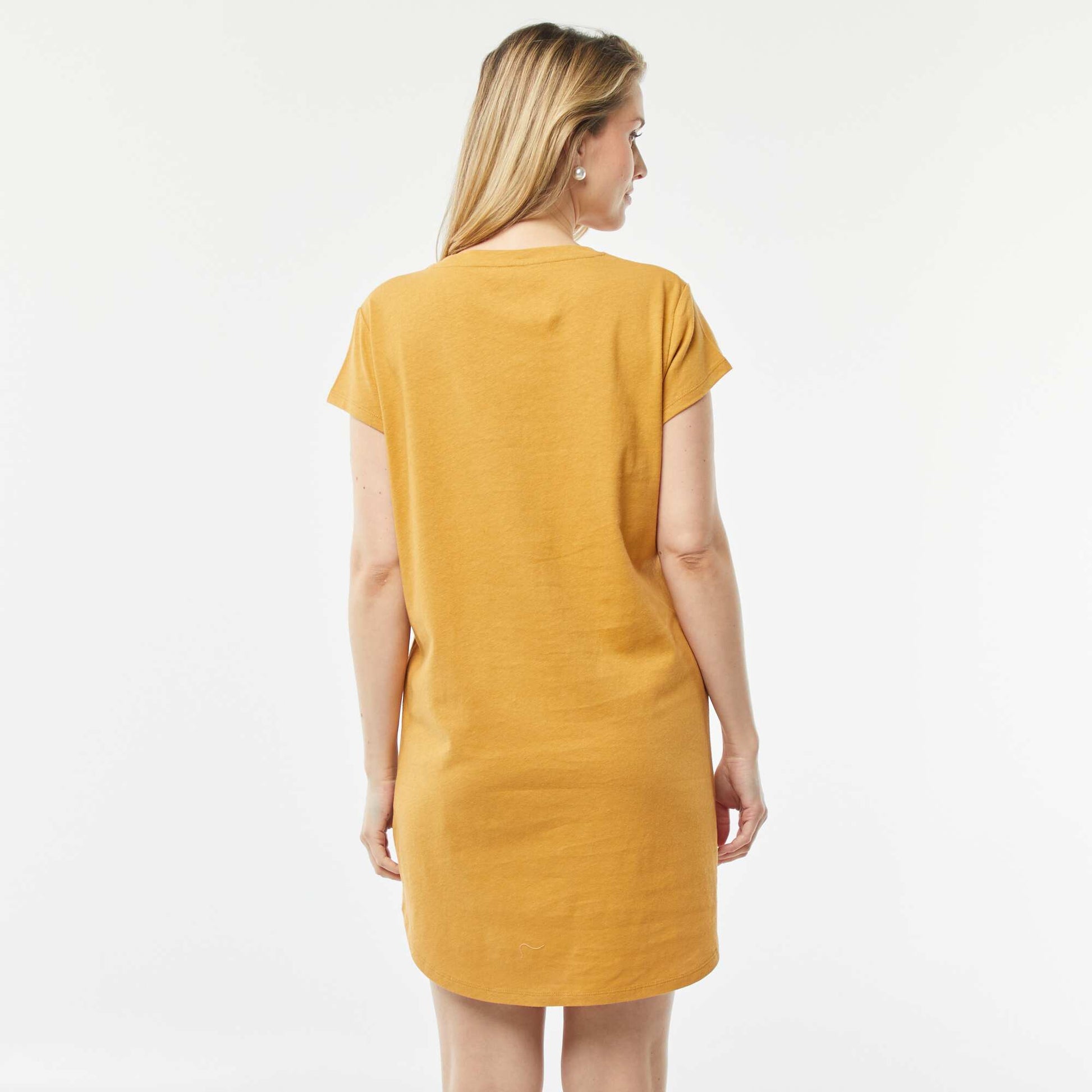 Chemise de nuit coupe tee-shirt en lin mélangé MOUTARDE