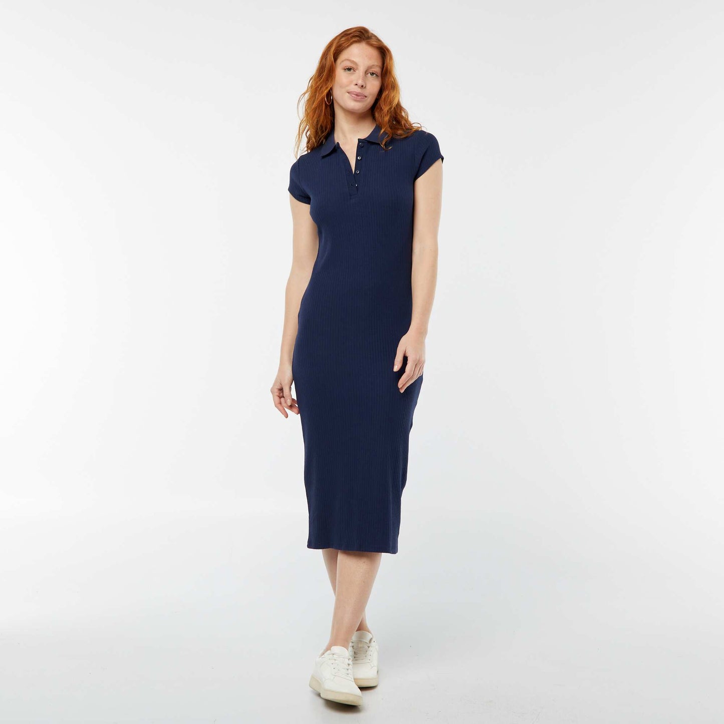 Robe midi côtelée avec un col polo NOIR