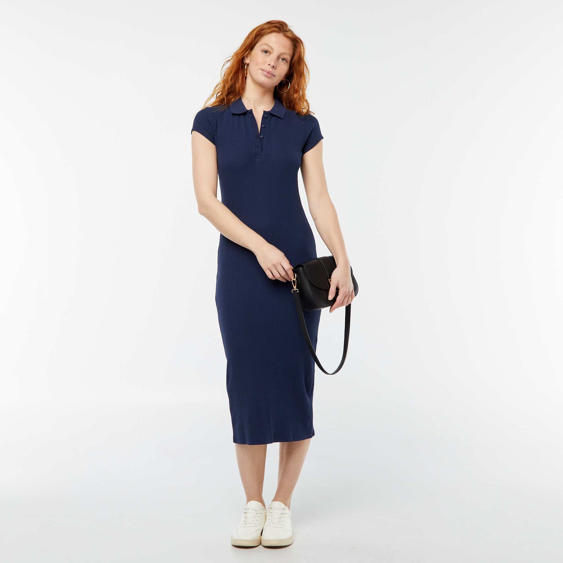 Robe midi côtelée avec un col polo NOIR