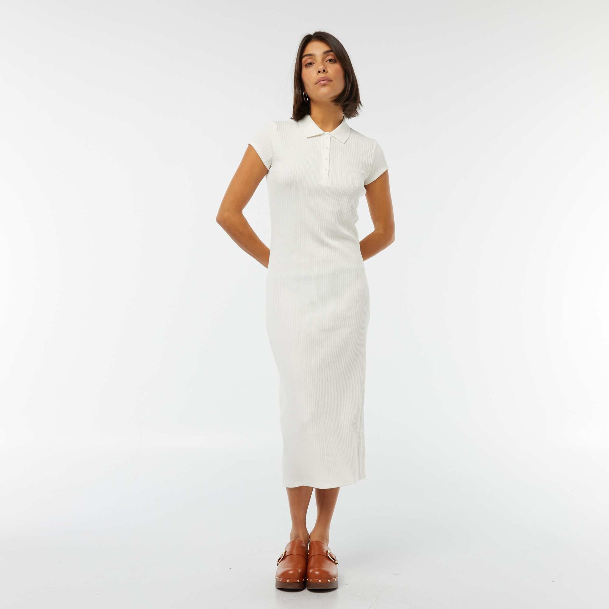 Robe midi côtelée avec un col polo BLANC
