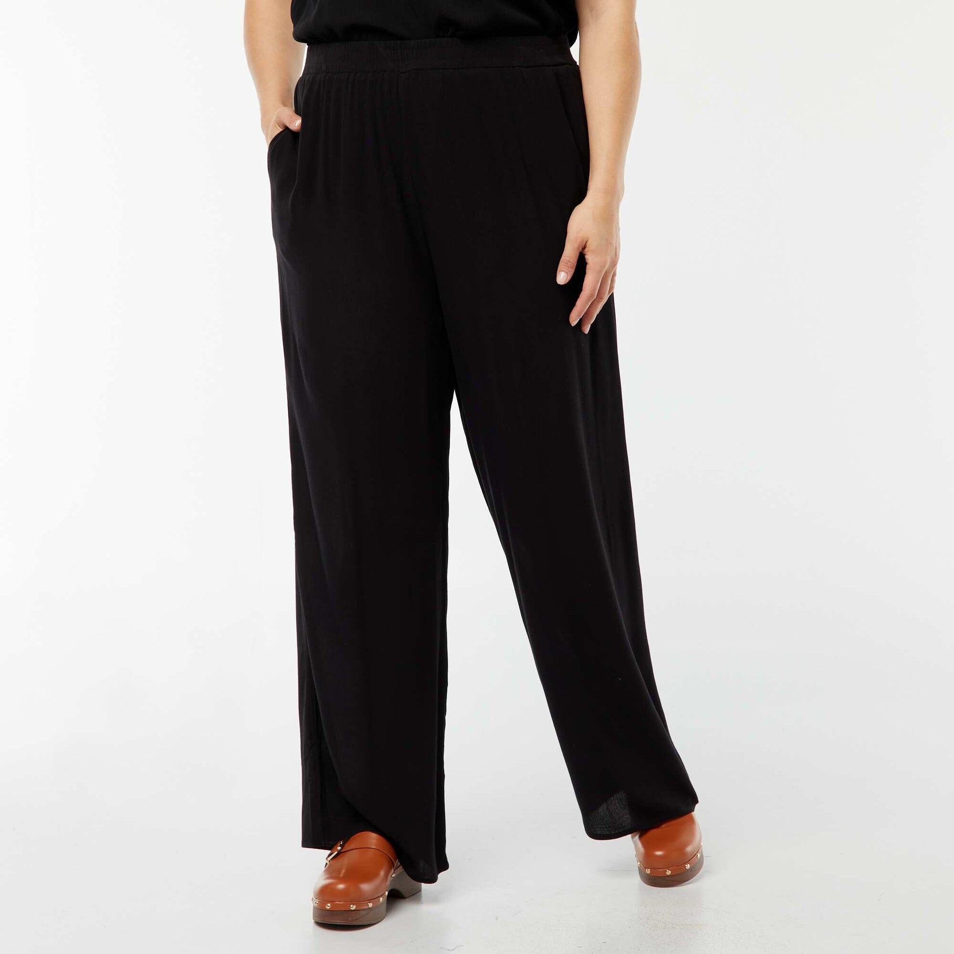 Pantalon large en maille crêpée NOIR