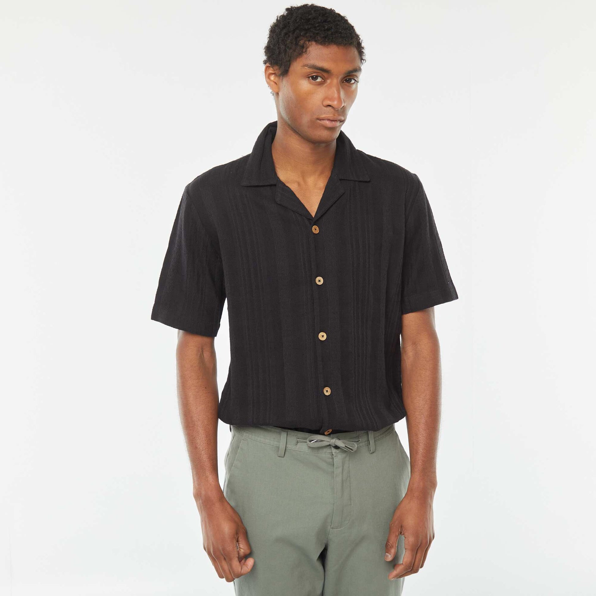 Chemise manches courtes en maille fantaisie NOIR