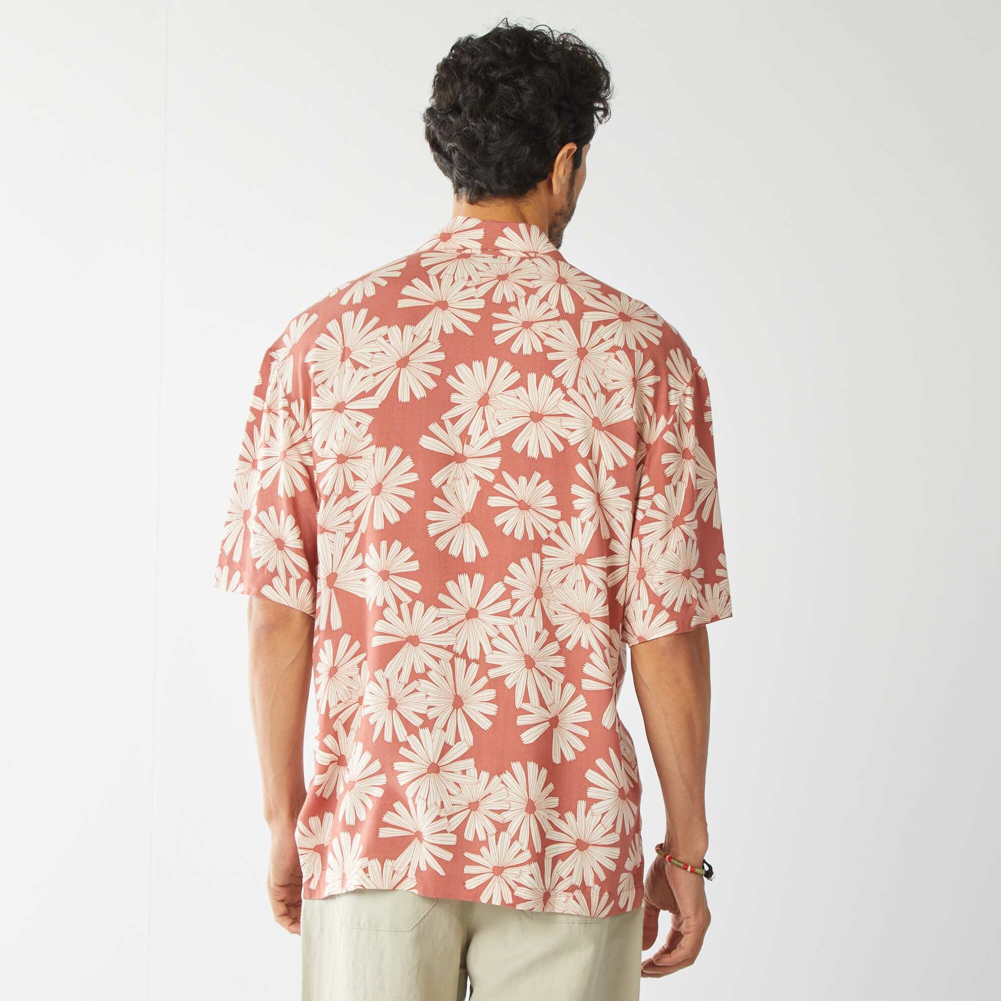 Chemise manches courte à motif ROUGE