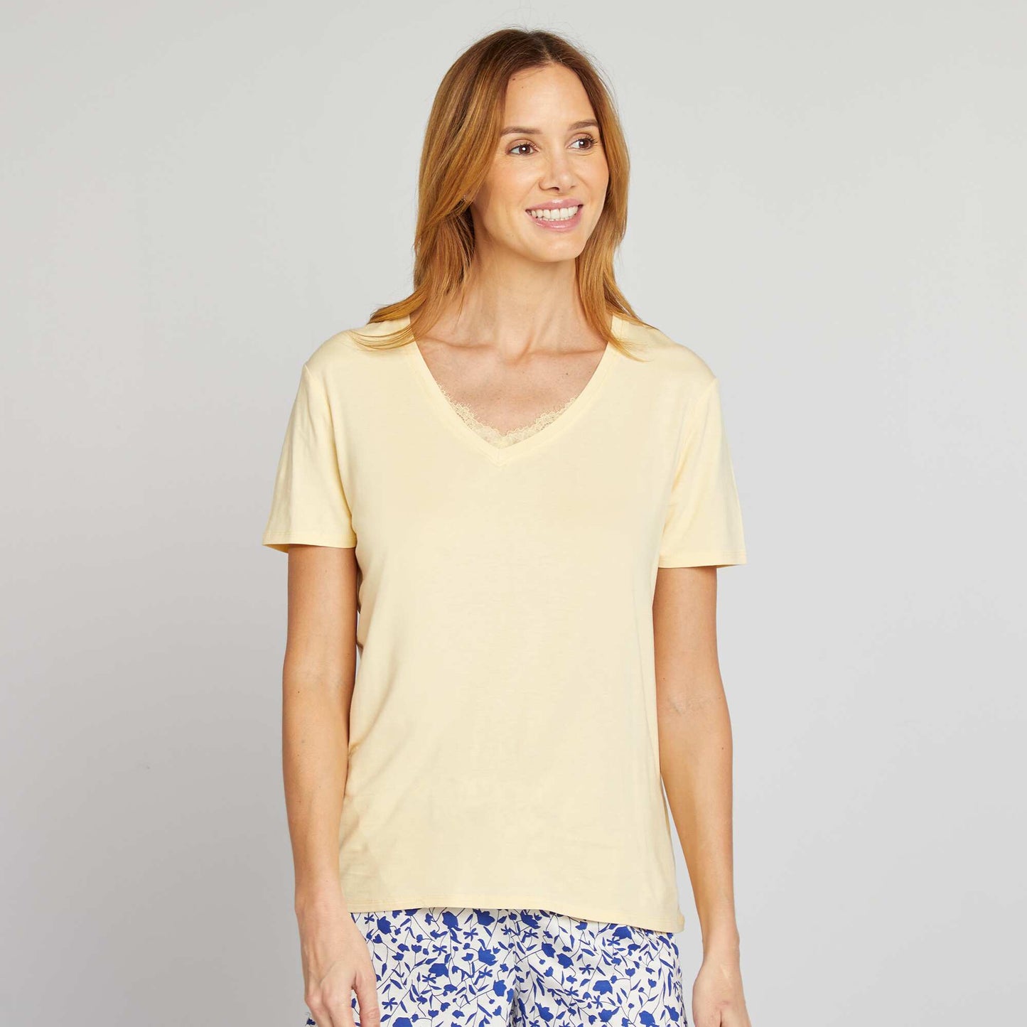 T-shirt fluide col V JAUNE