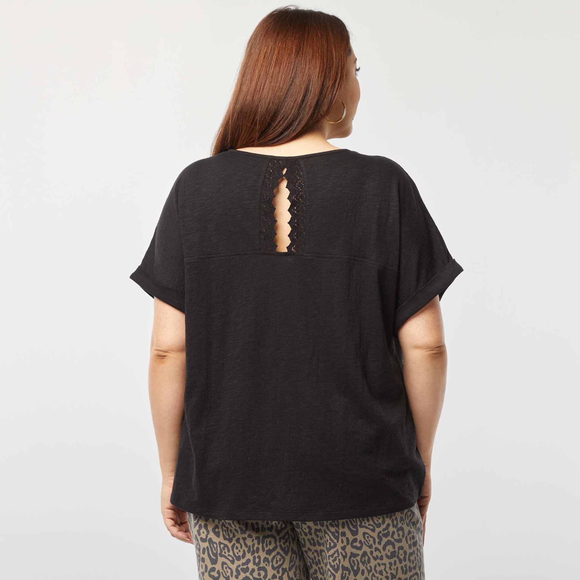 Tee-shirt avec dos macramé NOIR