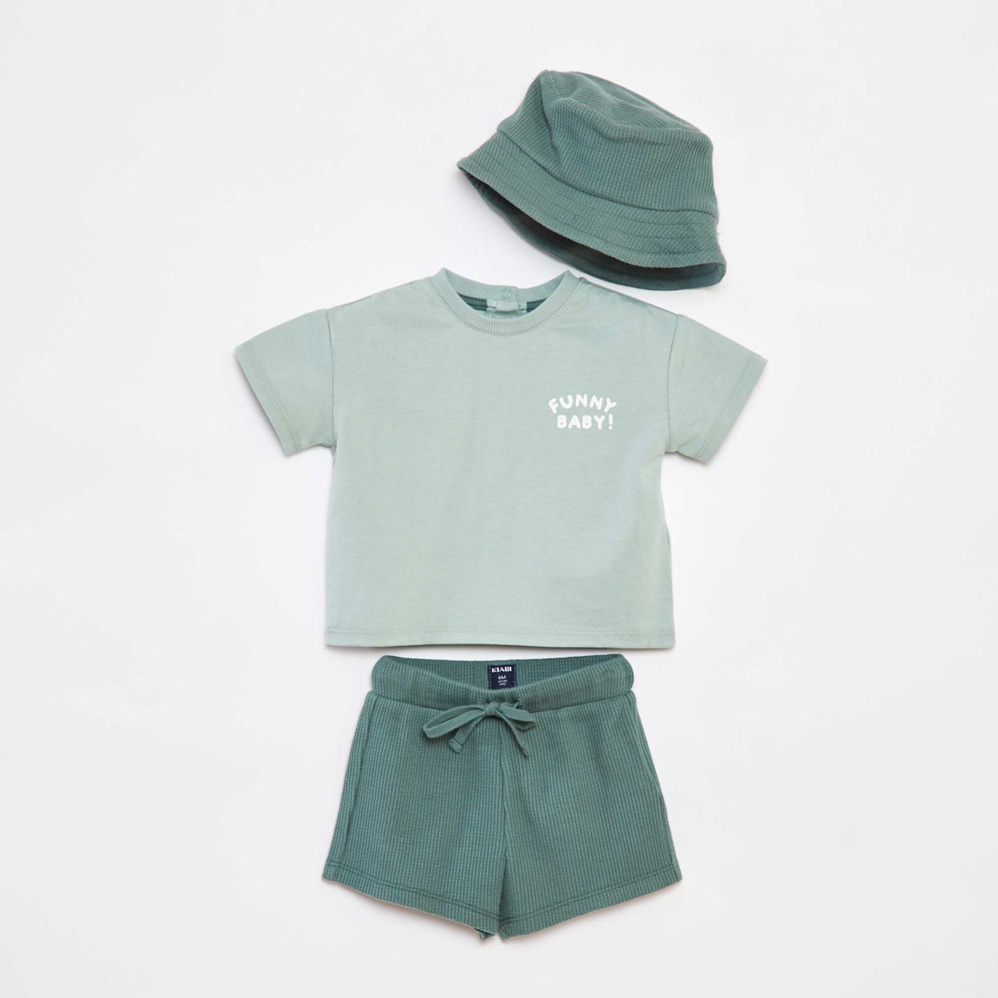 Ensemble court t-shirt + short + bob - 3 pièces VERT
