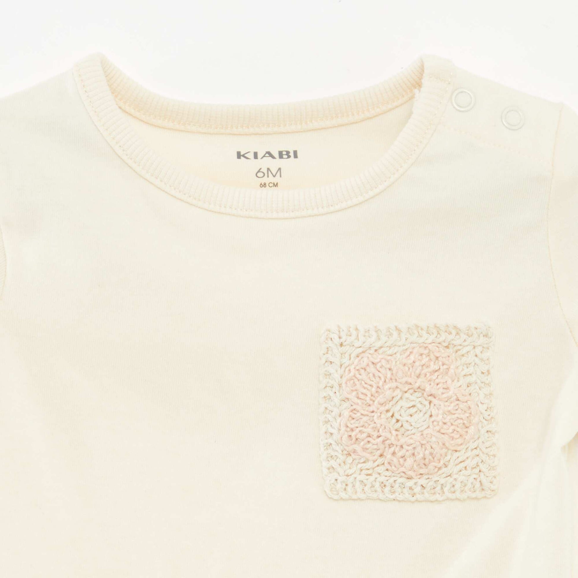 T-shirt manches courtes avec poche poitrine en macramé BLANC