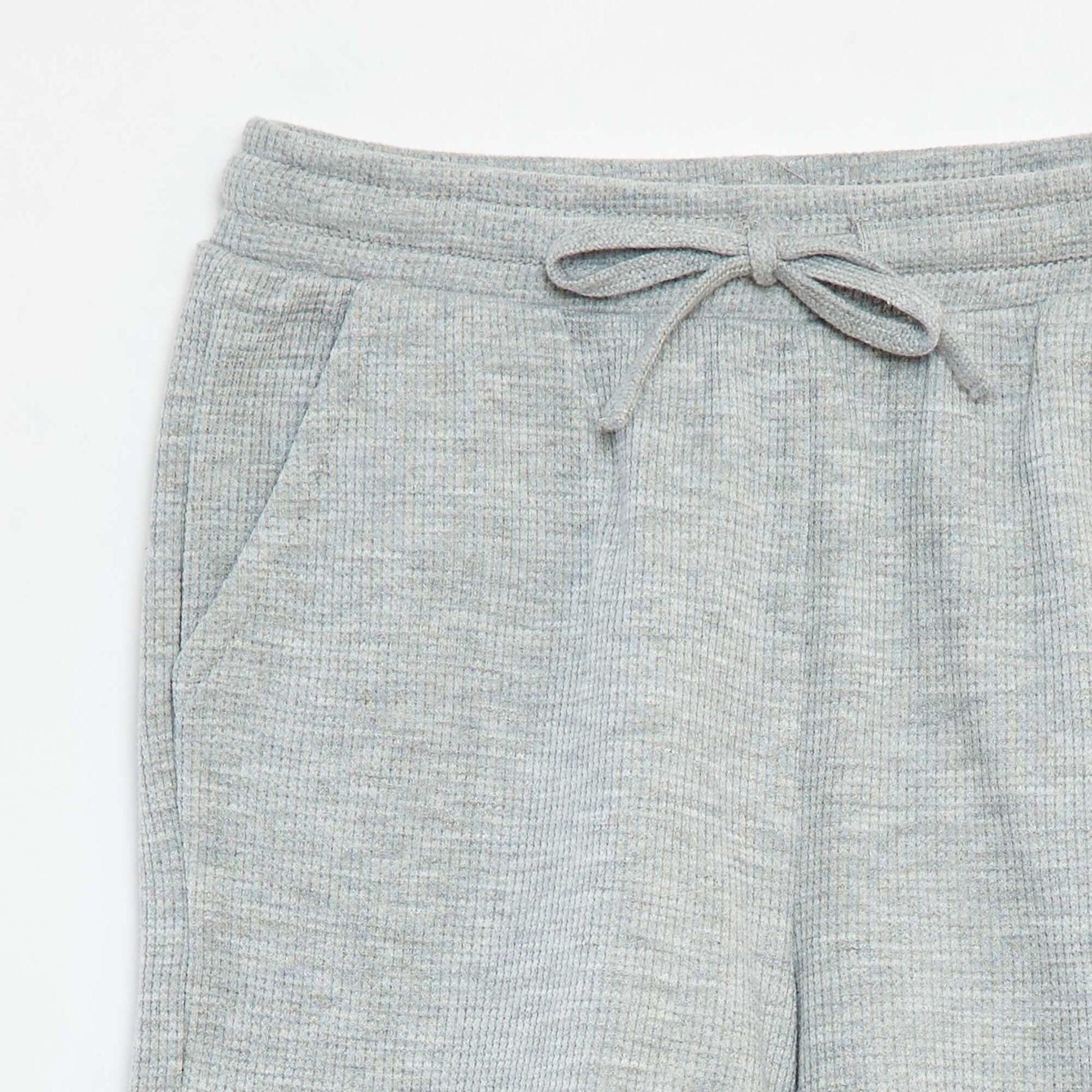 Short uni en maille gaufrée GRIS
