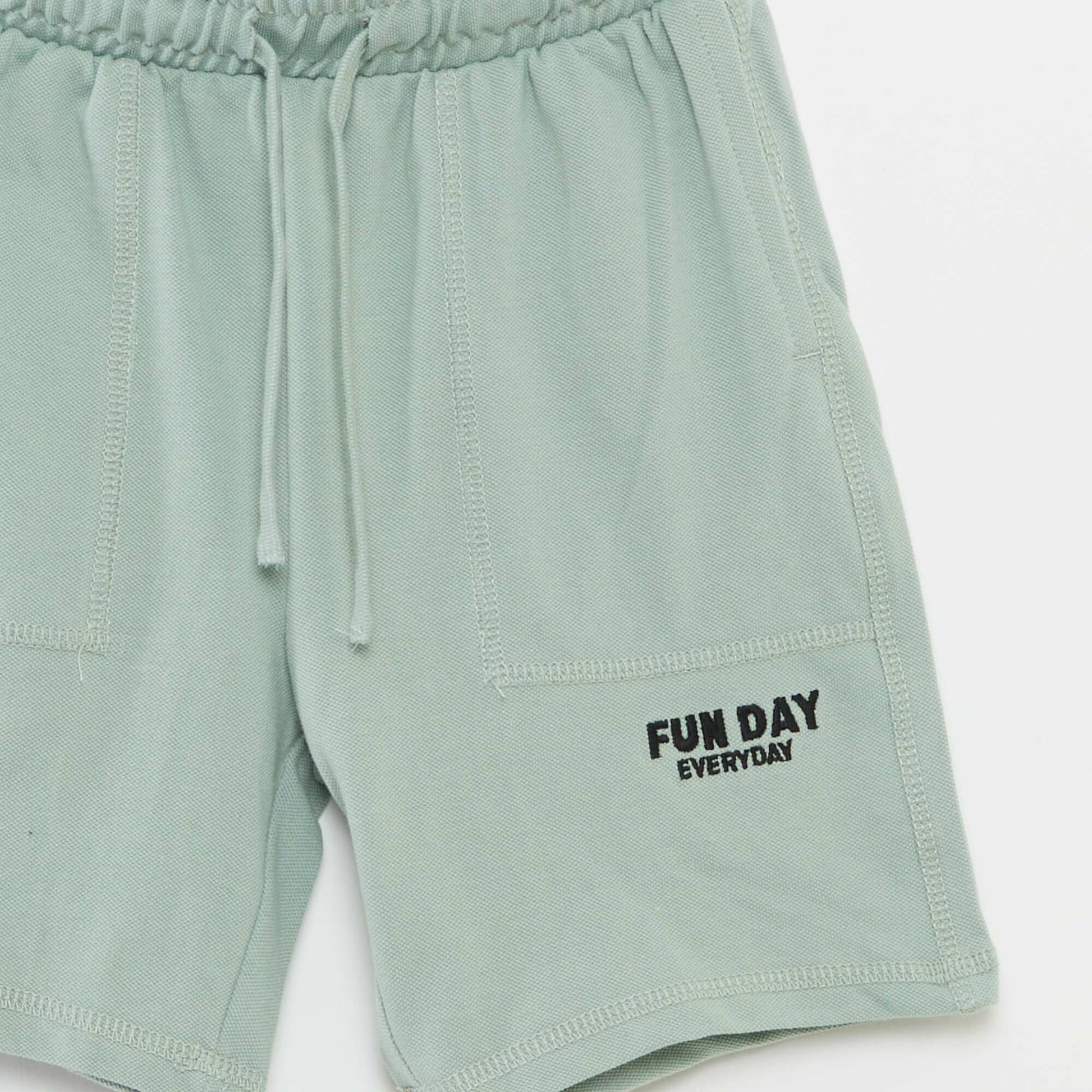Ensemble t-shirt + short de sport - 2 pièces VERT