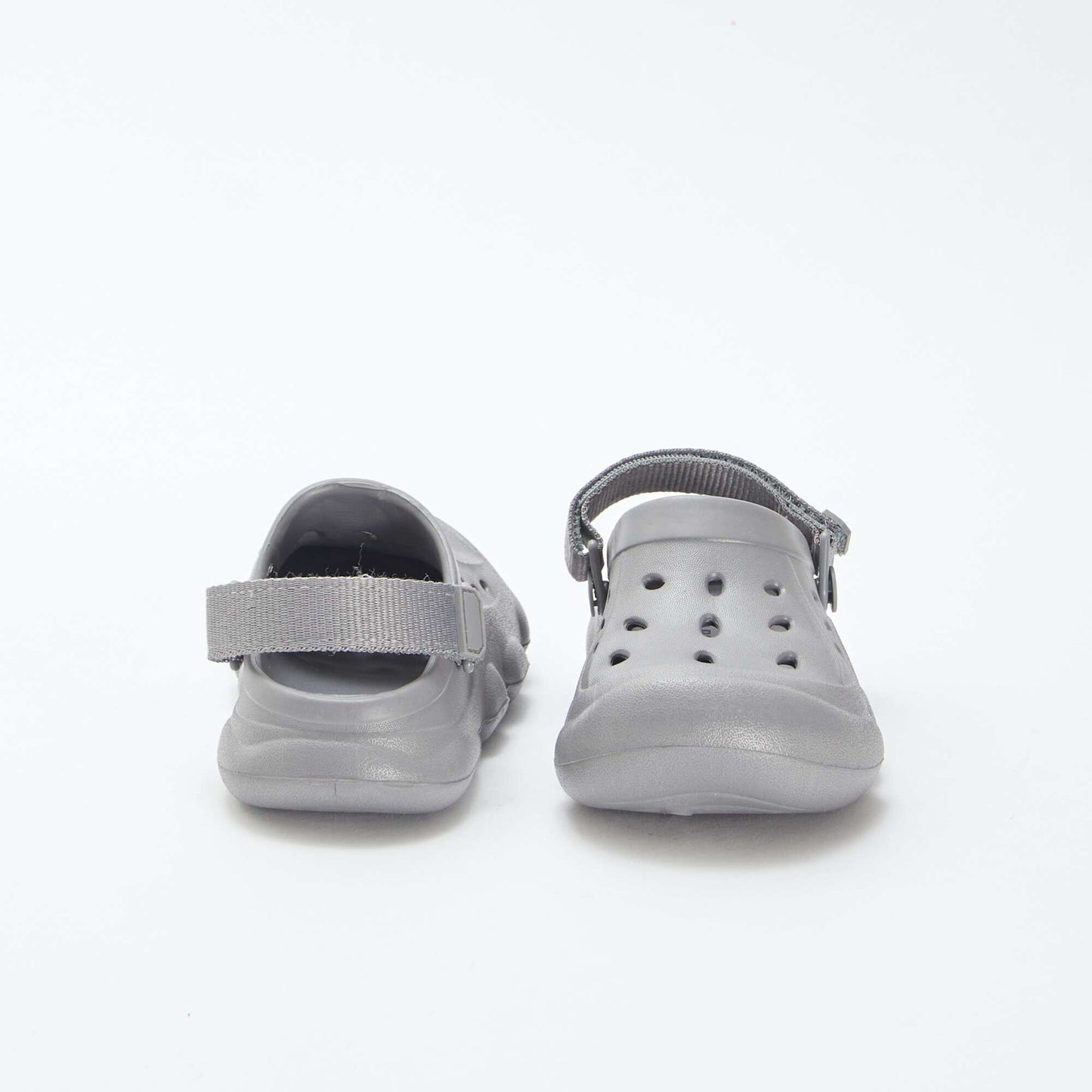 Sabots en plastique moulé à scratch GRIS