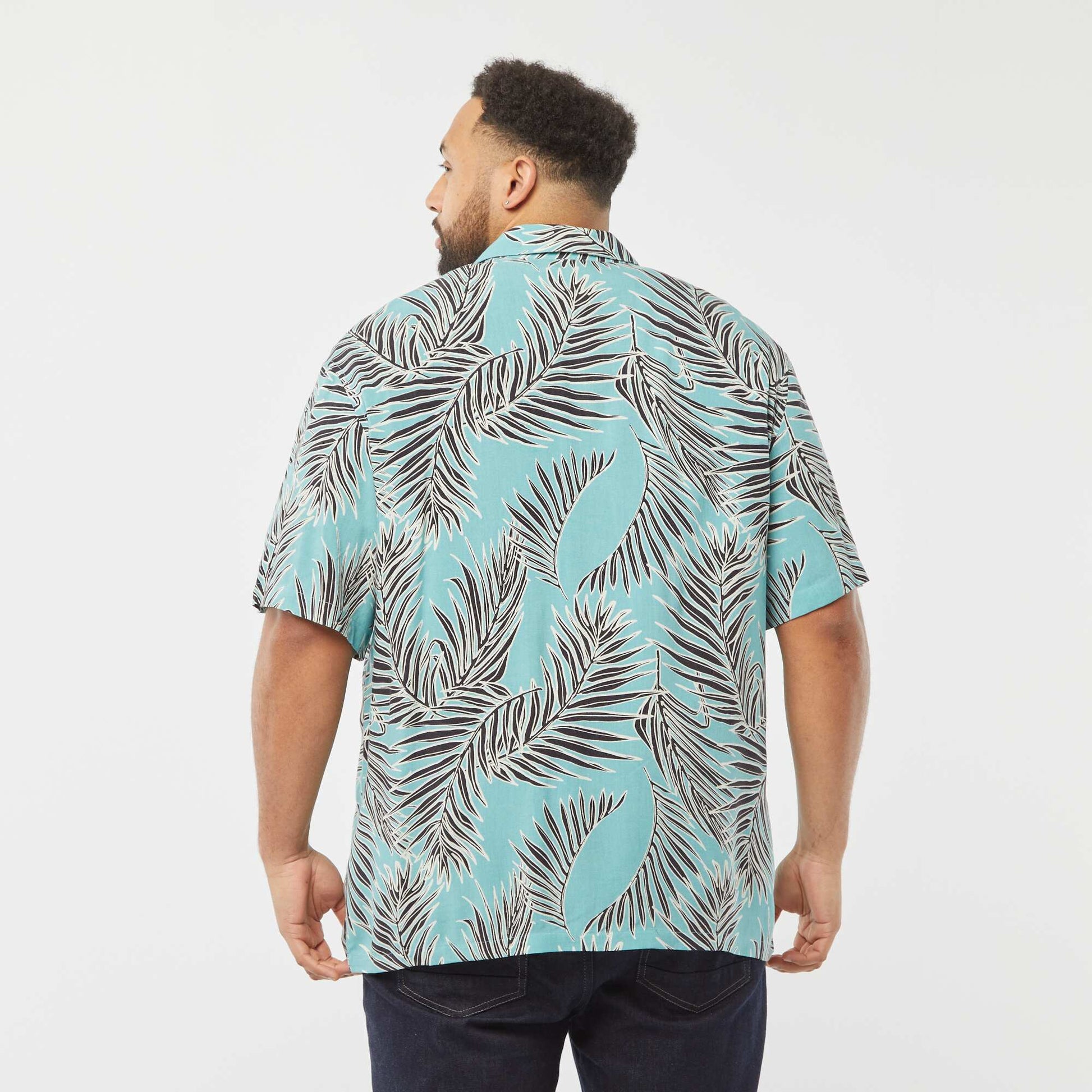 chemise manchzes courtes à motif BLEU