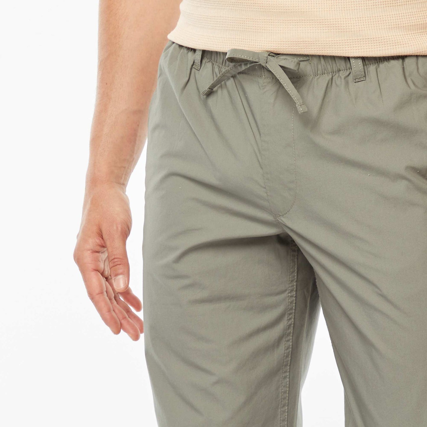 Pantalon droit en popeline craquante VERT