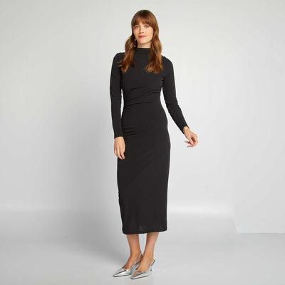 Robe longue ajust e drap e noir
