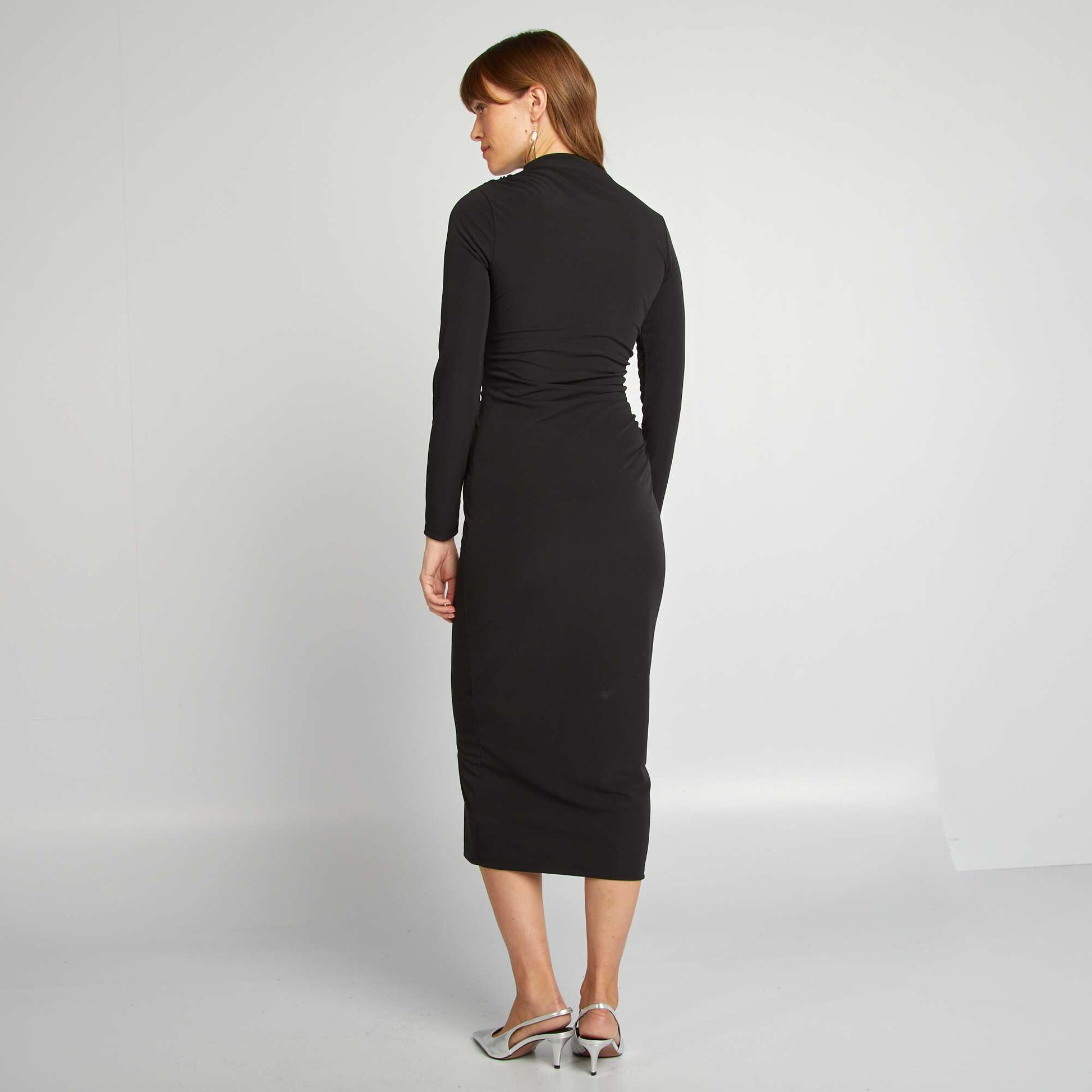 Robe longue ajust e drap e noir