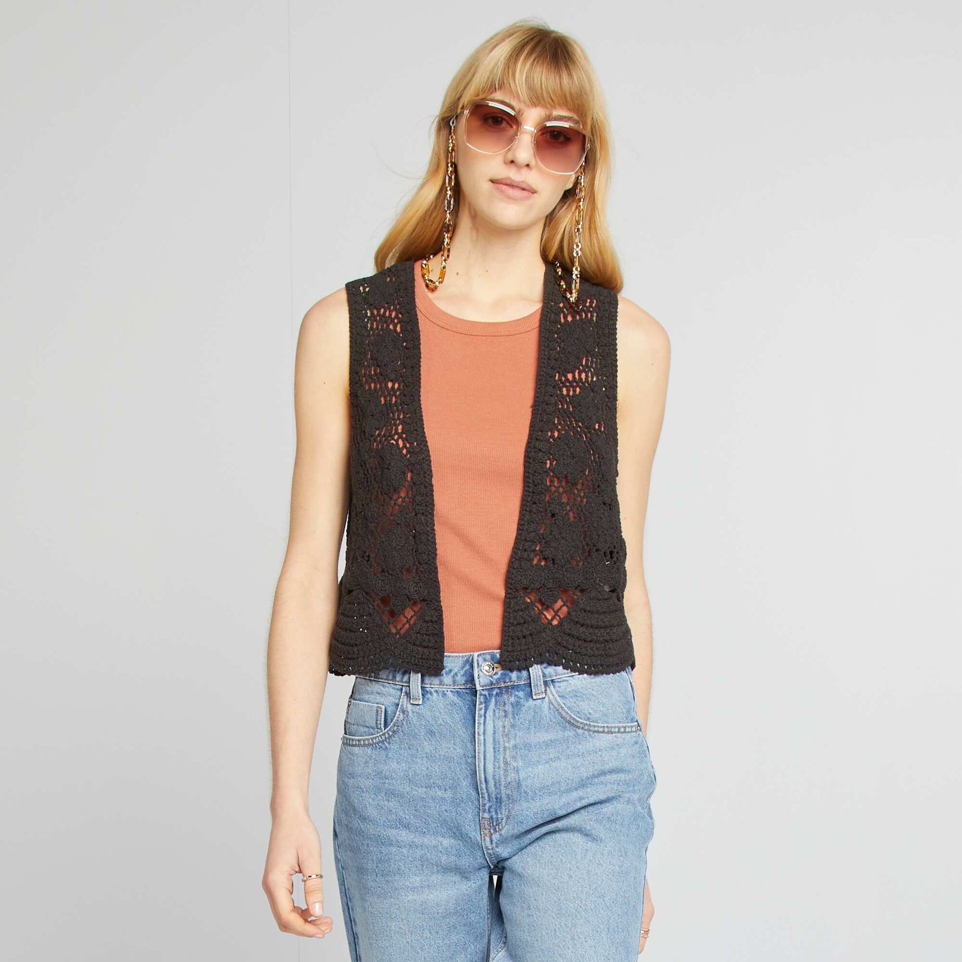 Gilet sans manches en macramé NOIR