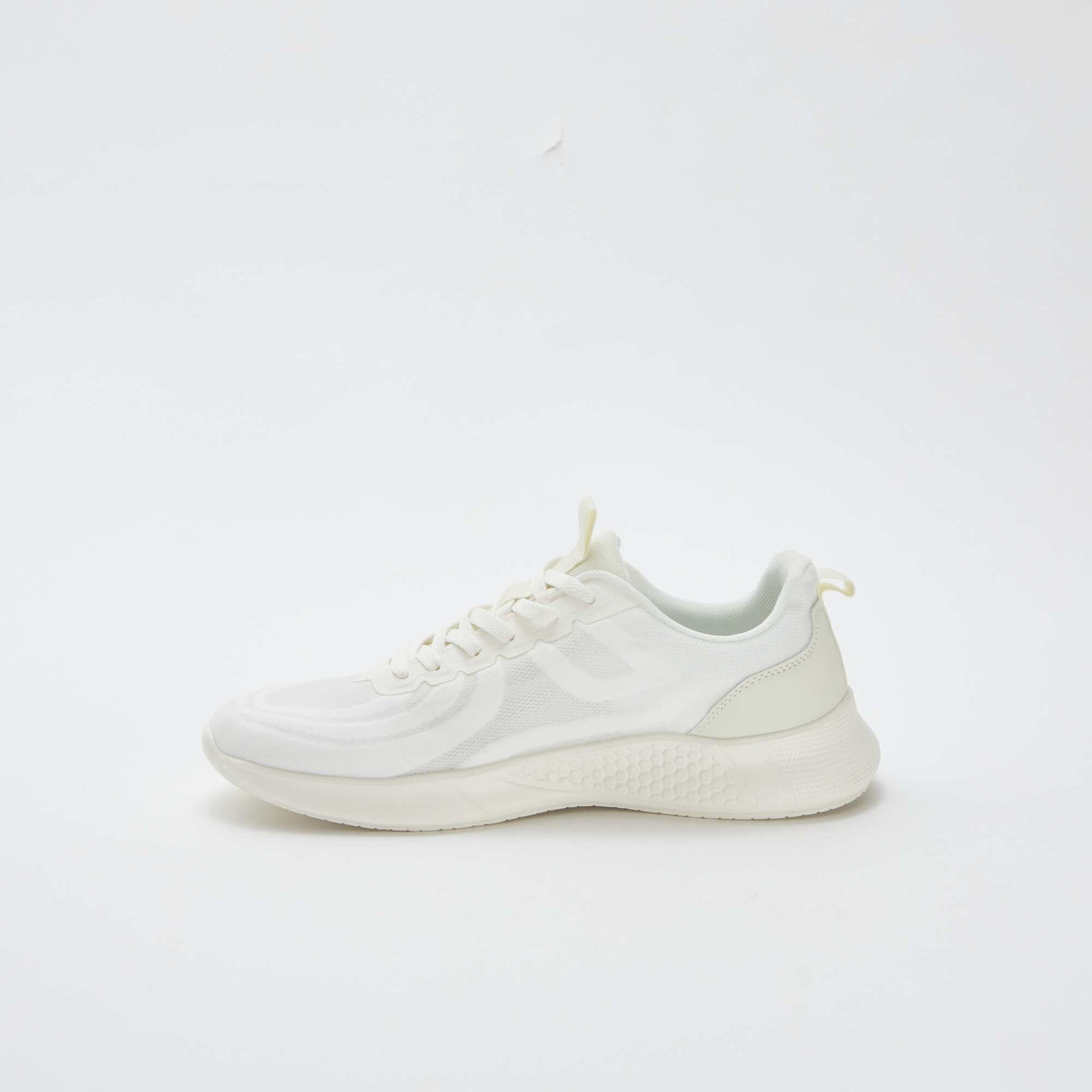 DDE83_1_ZC4