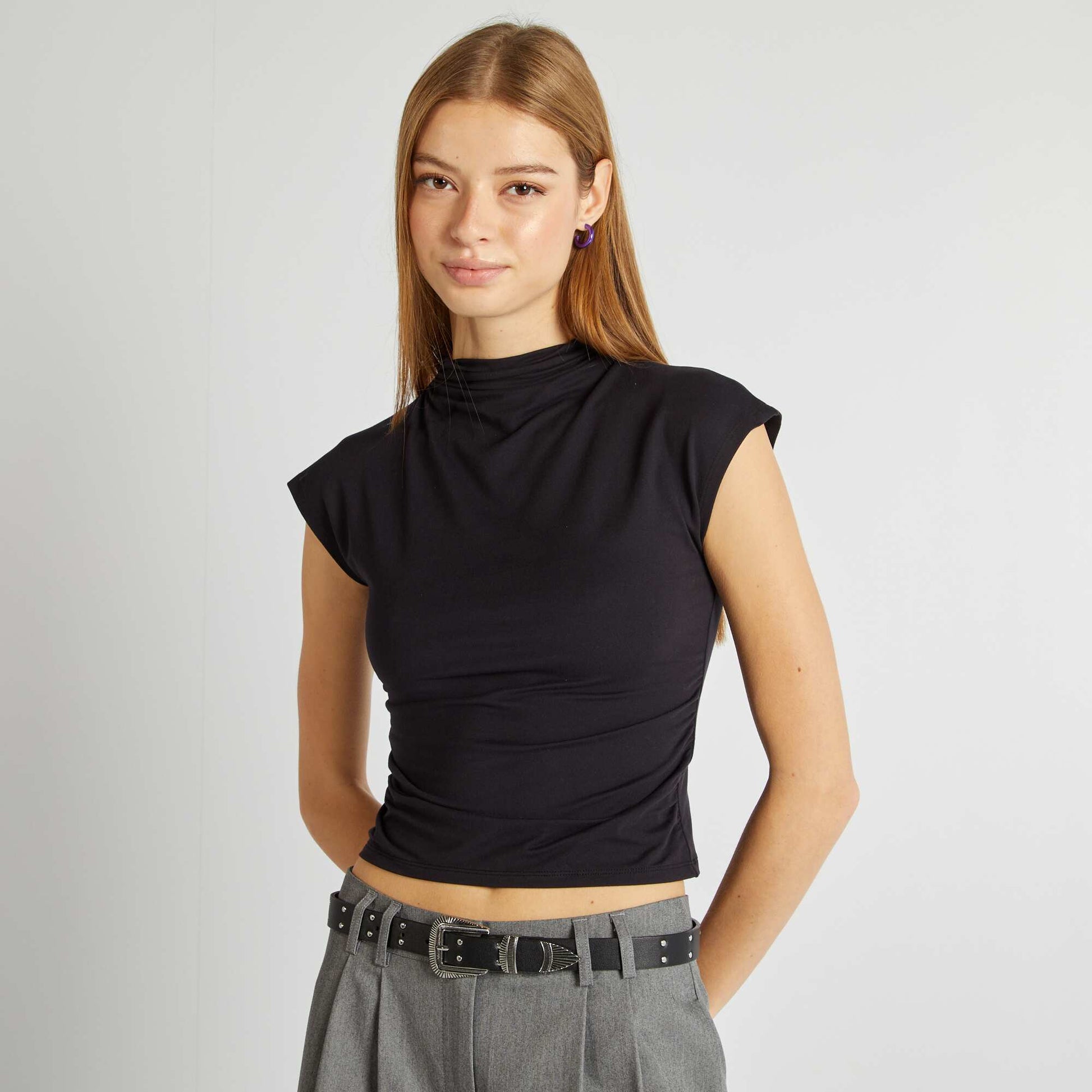 T-shirt fronc sur les c t s noir