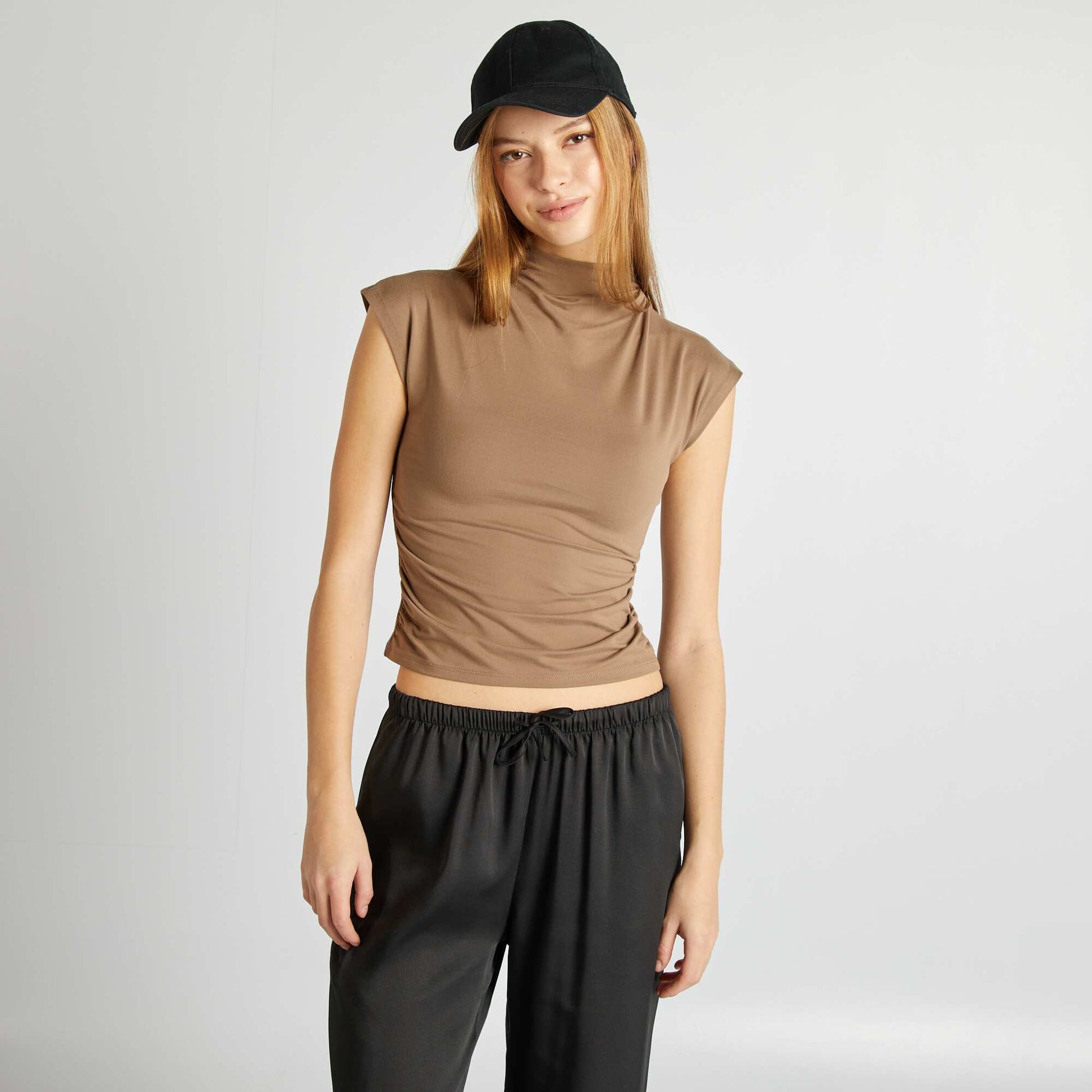 T-shirt fronc sur les c t s Beige