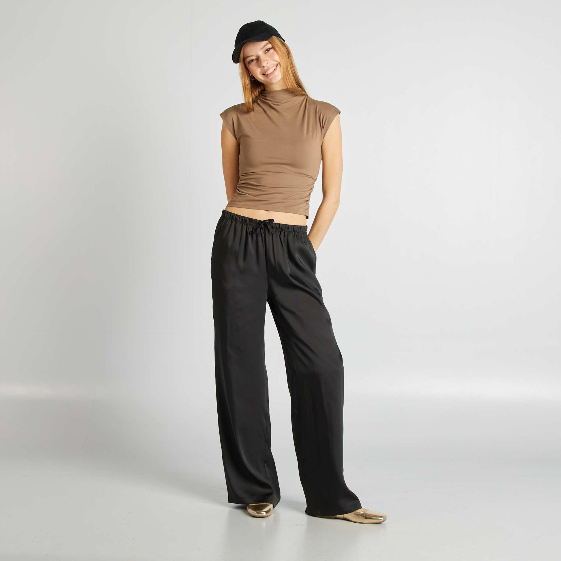 T-shirt fronc sur les c t s Beige