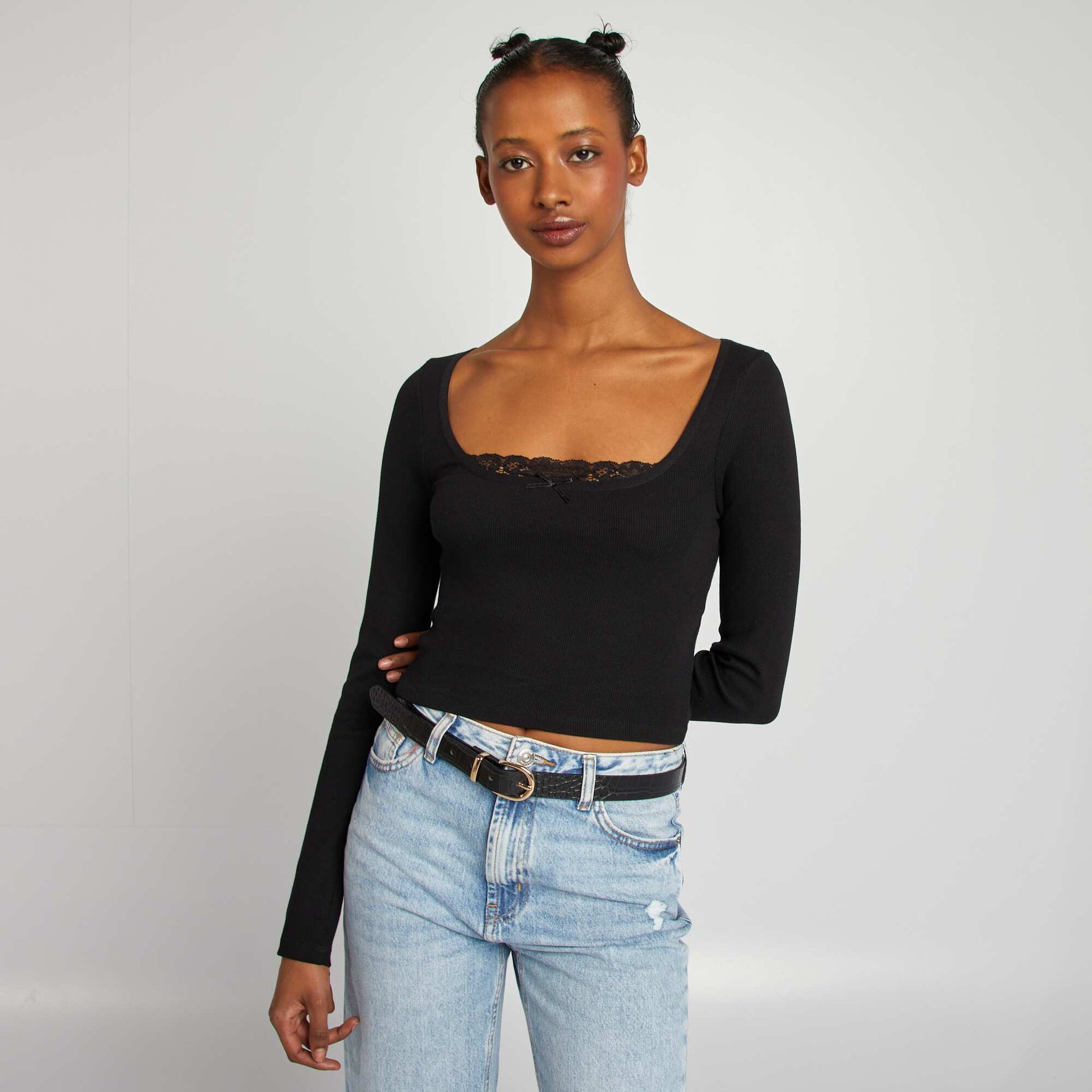 T-shirt crop top côtelé manches longues noir