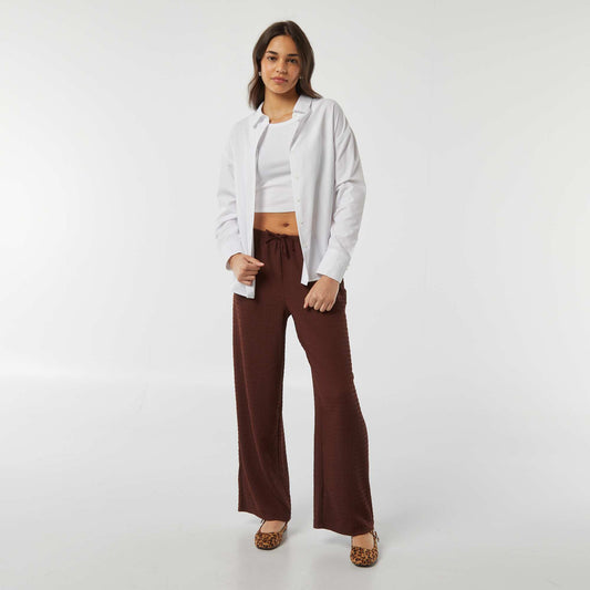 Pantalon large en maille crêpée MARRON