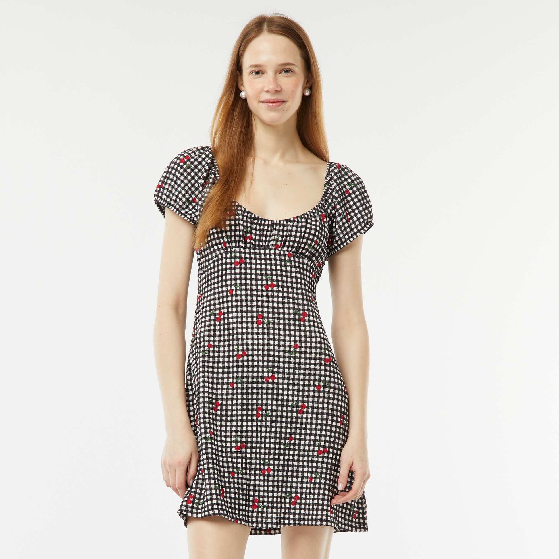 Robe courte en matière gaufrée à manches courtes NOIR VICHY
