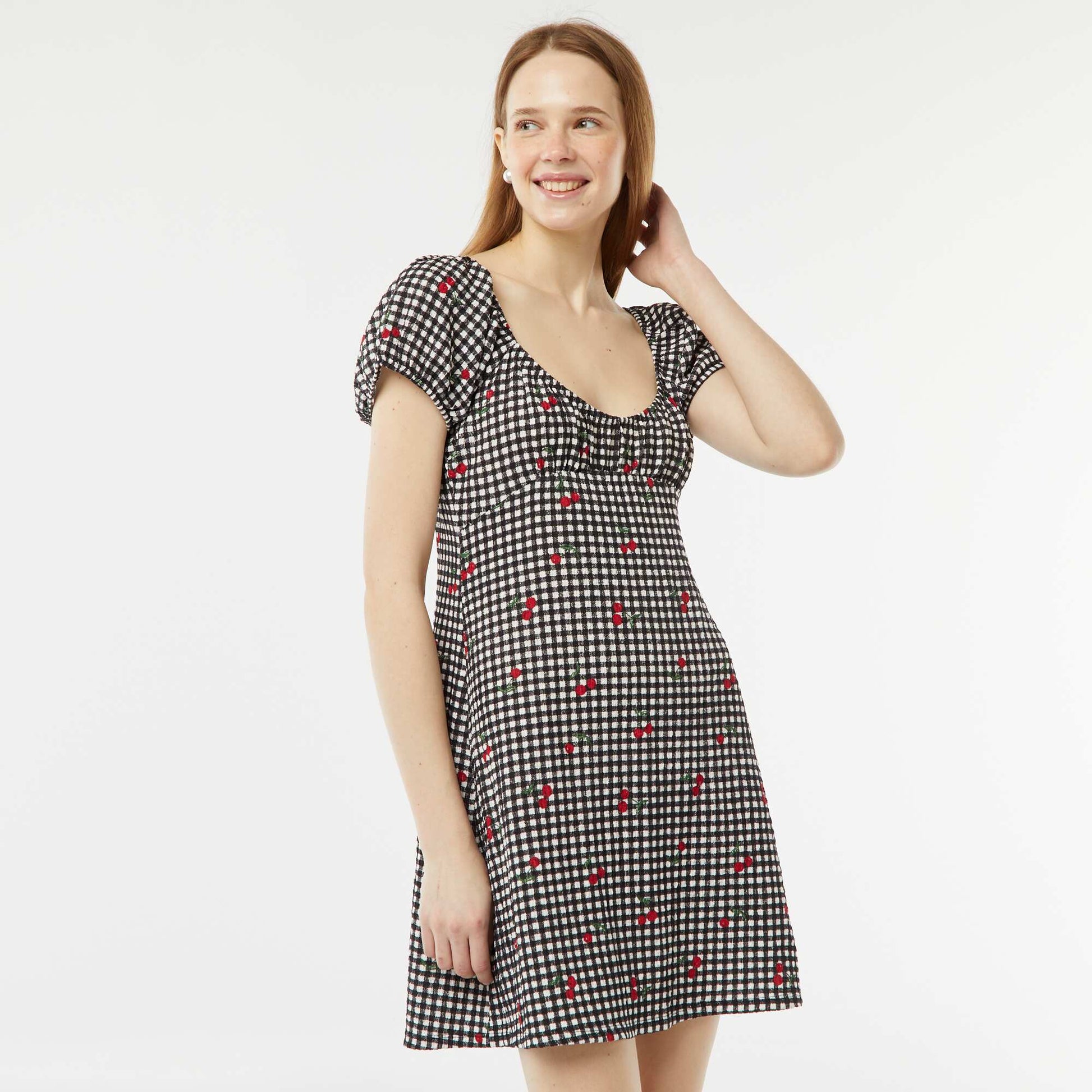 Robe courte en matière gaufrée à manches courtes NOIR VICHY