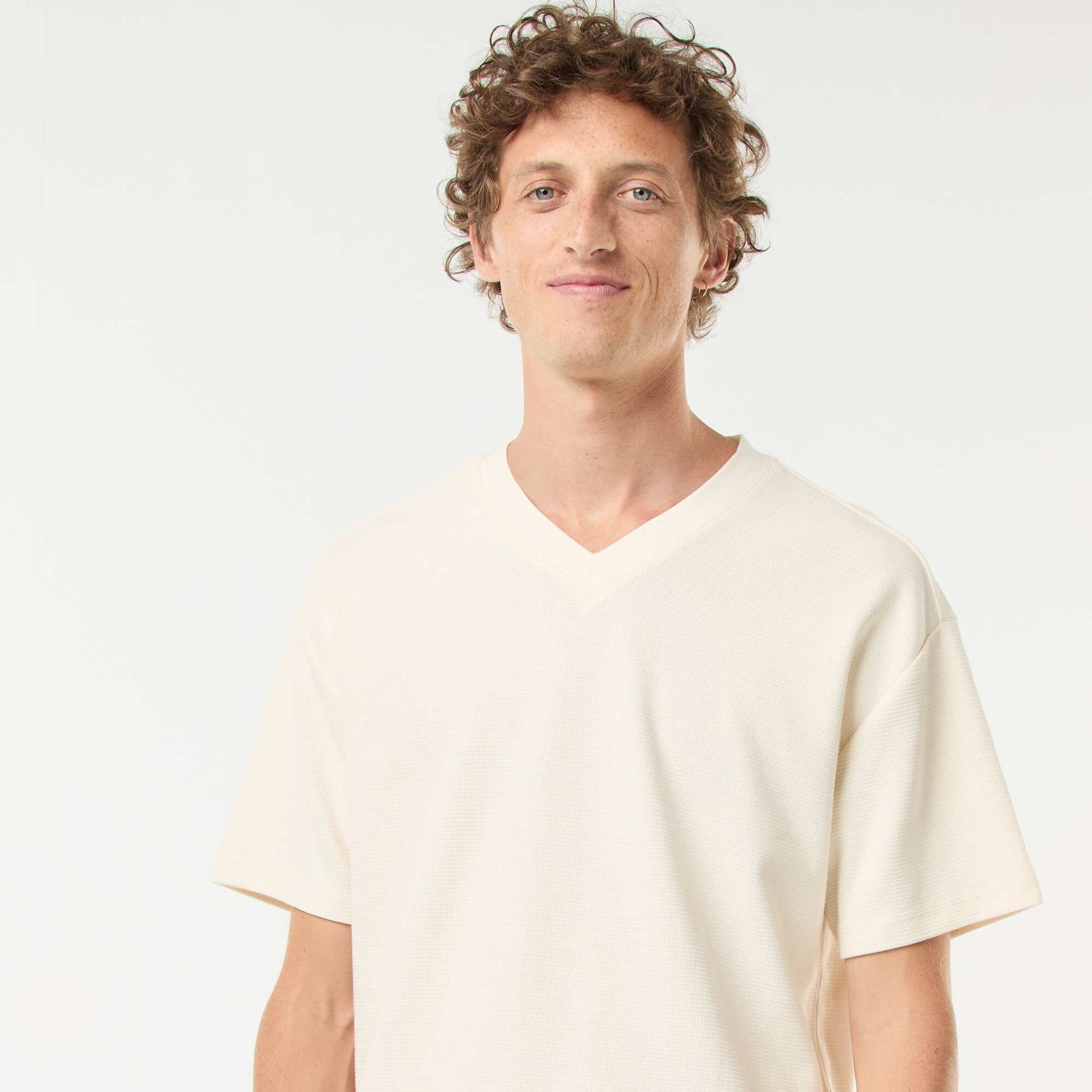 T-shirt en maille col V BEIGE
