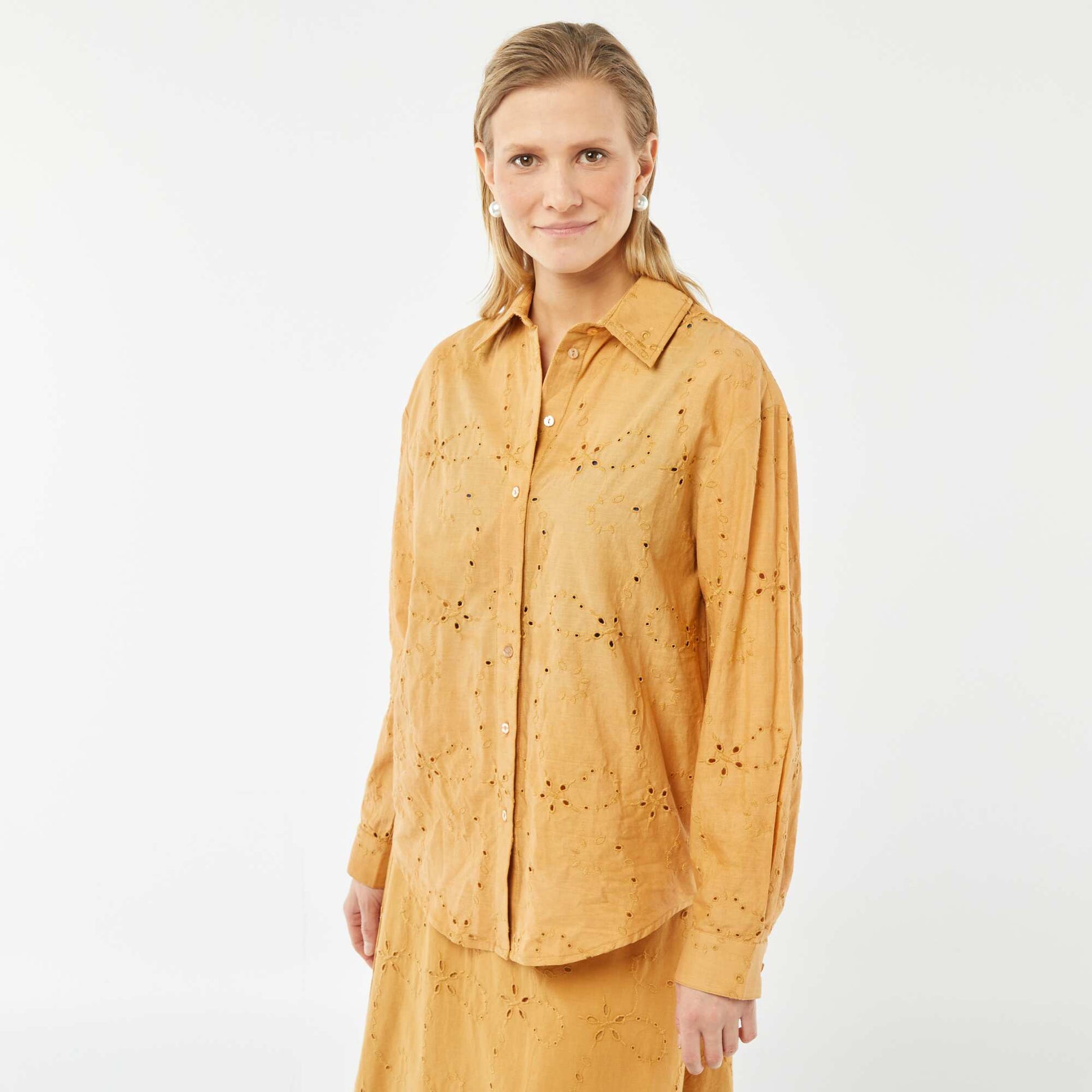 Chemise avec broderies anglaises BEIGE