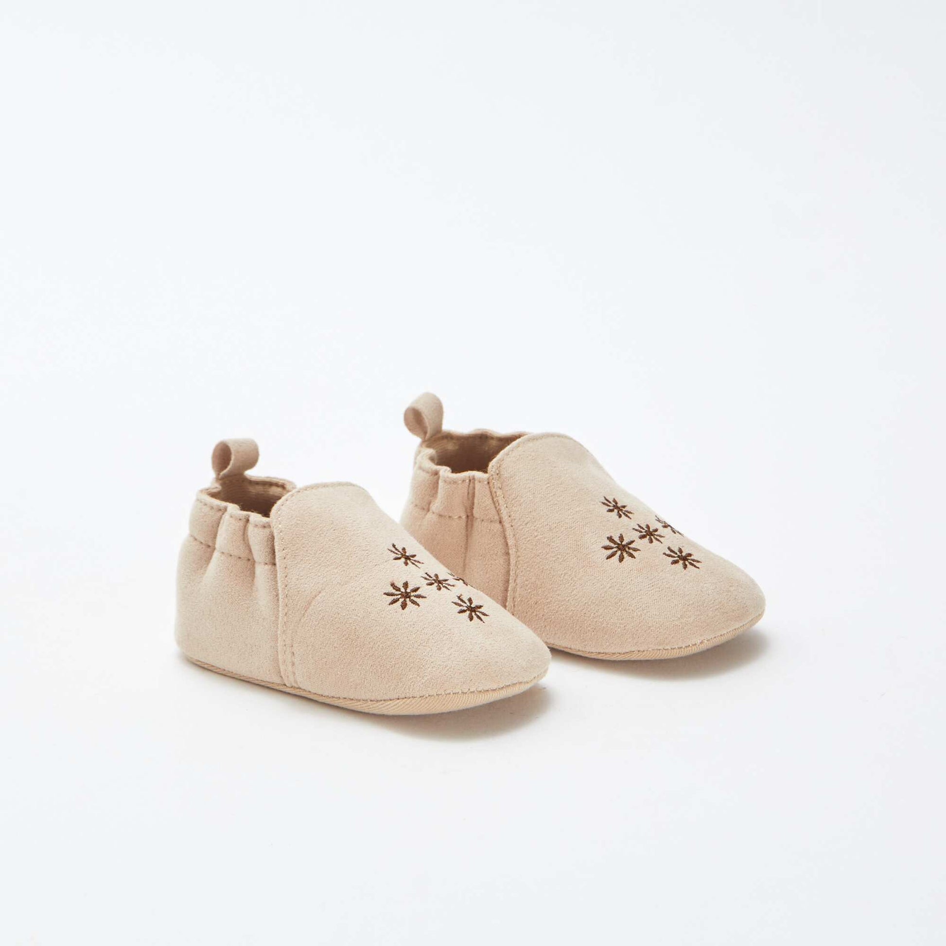 Chaussons brodés en suédine BEIGE