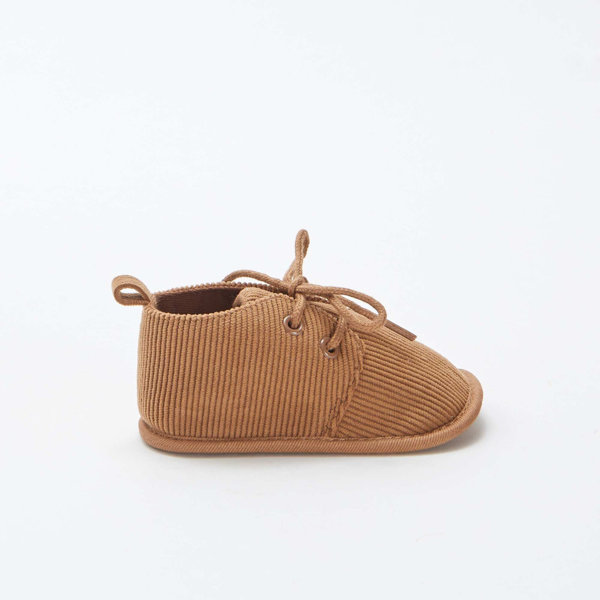 Chaussons à lacets MARRON