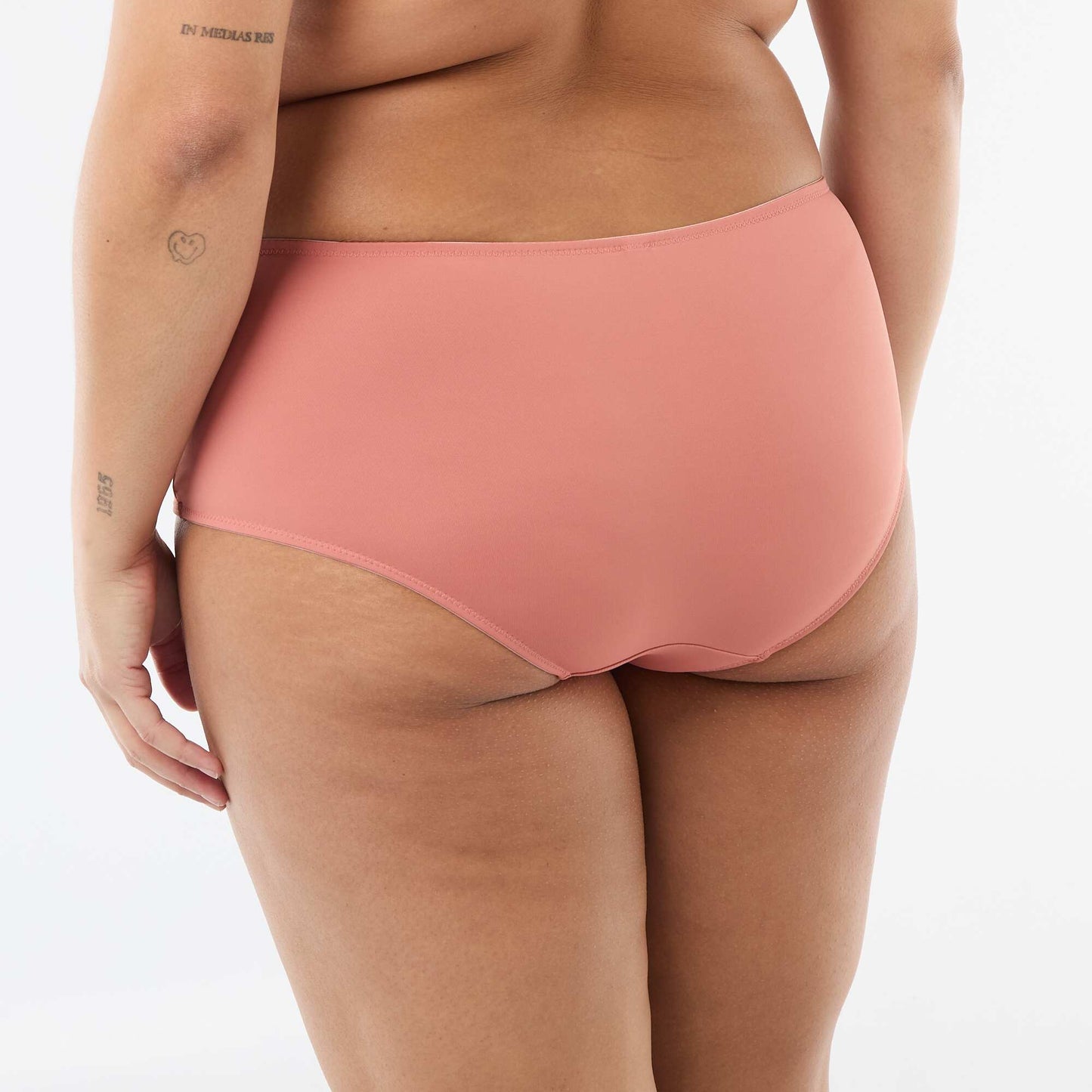 Culotte satinée avec dentelle ROSE