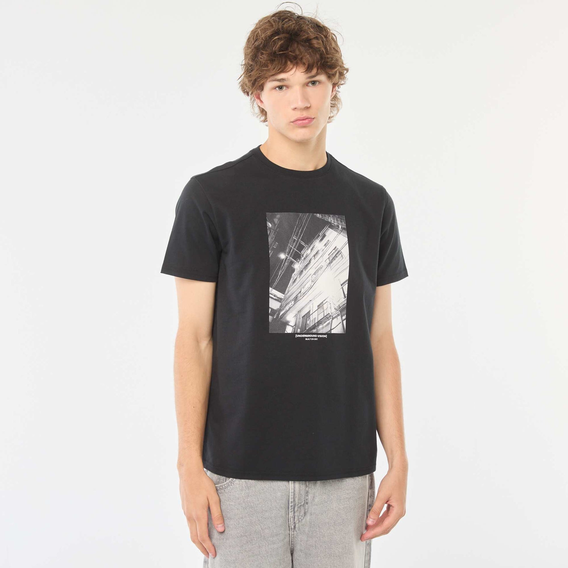 Tee-shirt imprimé à manches courtes NOIR