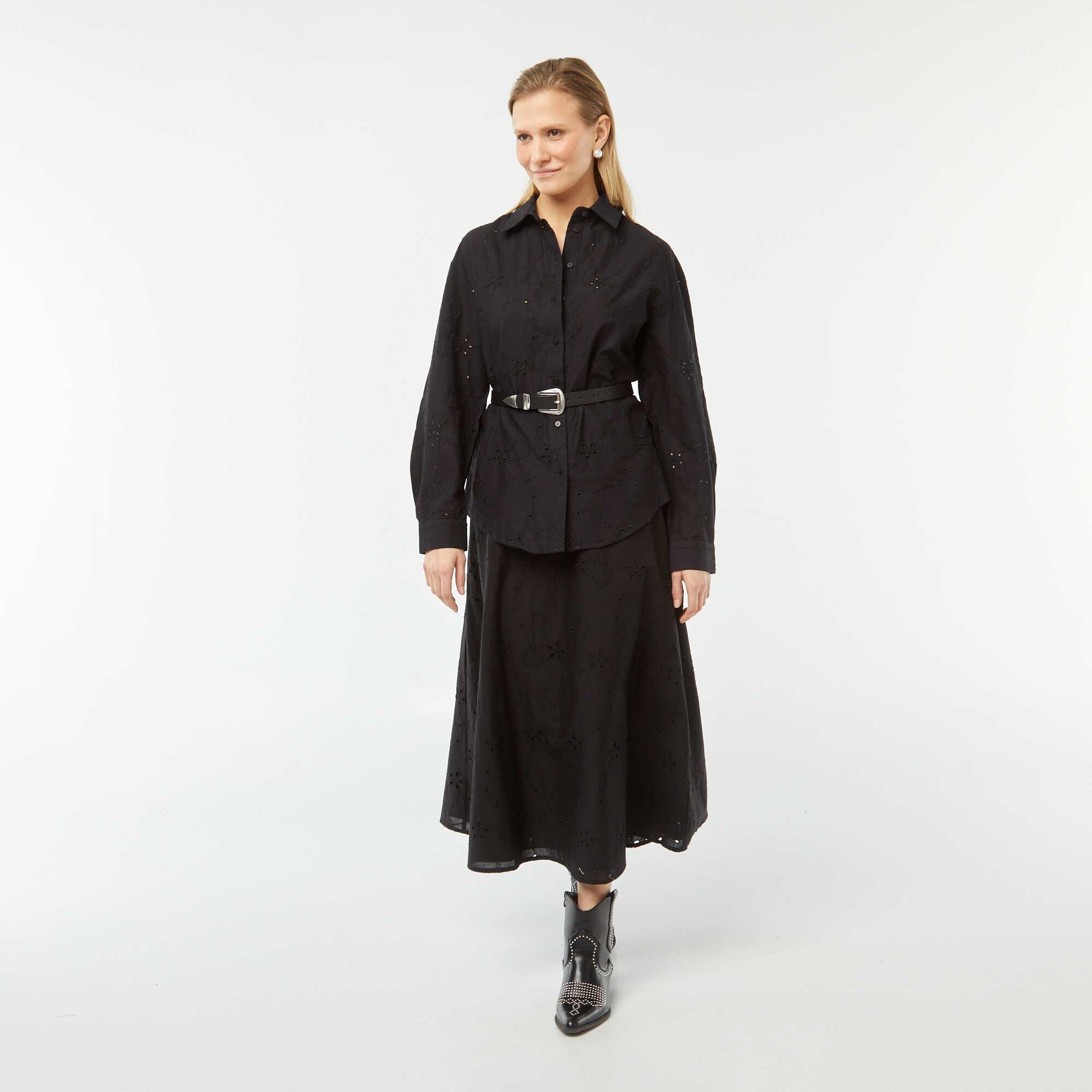 Jupe midi unie avec broderies anglaises NOIR