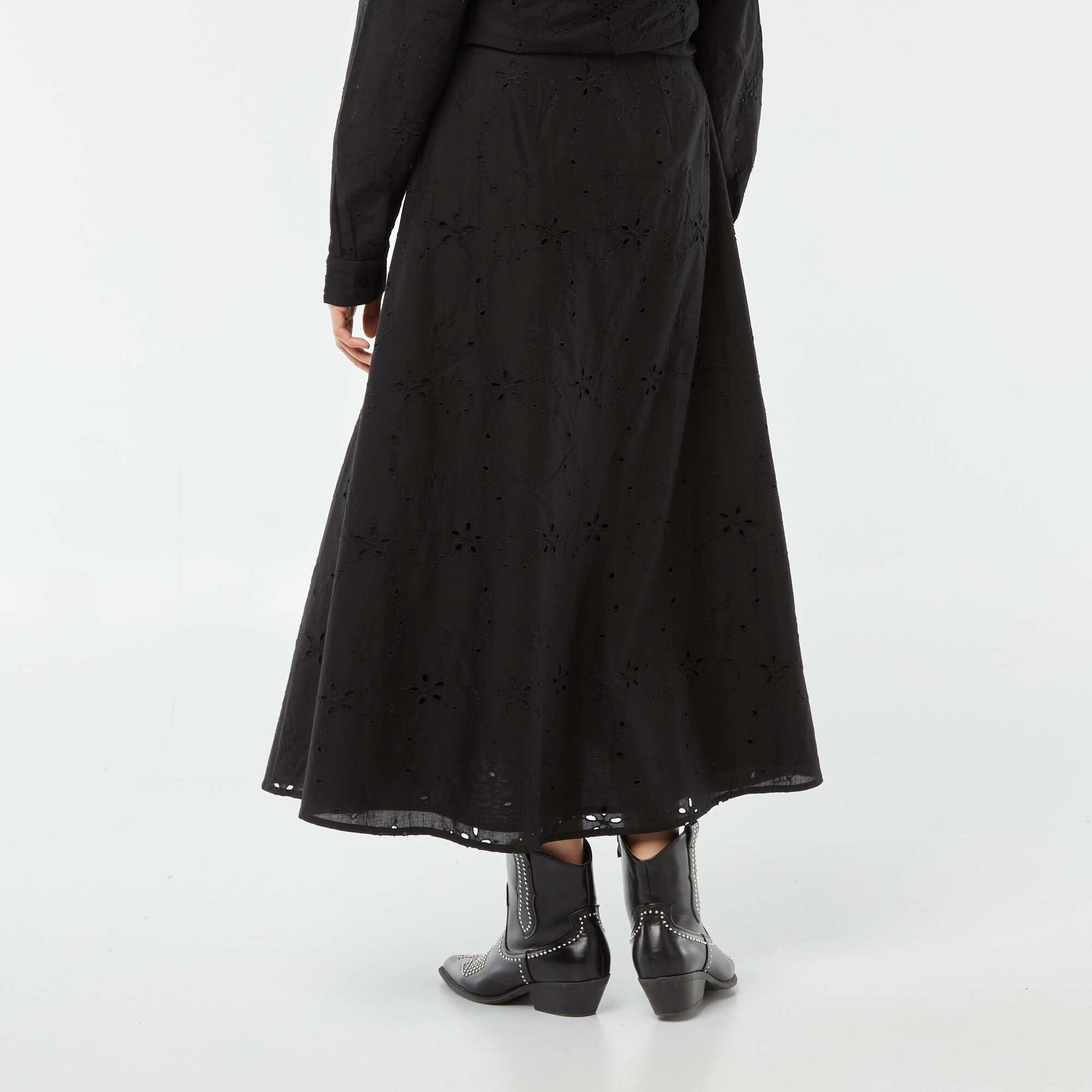 Jupe midi unie avec broderies anglaises NOIR