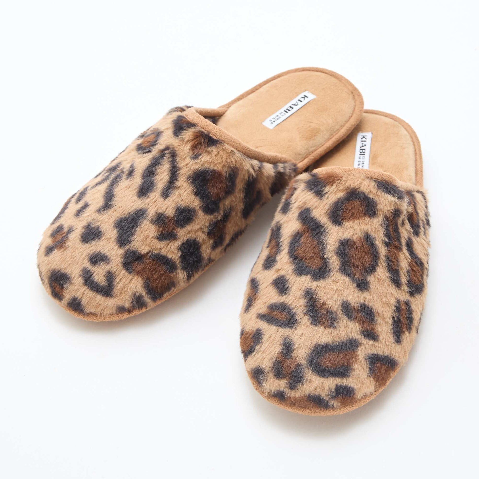 Chaussons basiques en fausse fourrure MARRON