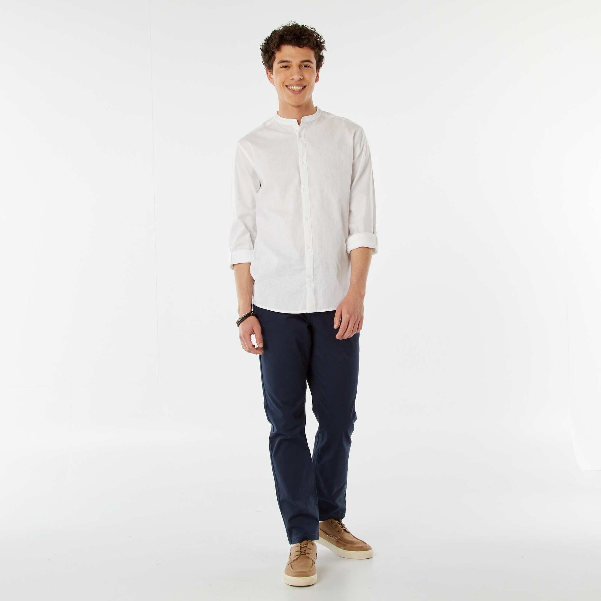 Chemise unie avec col mao et manches retroussables BLANC