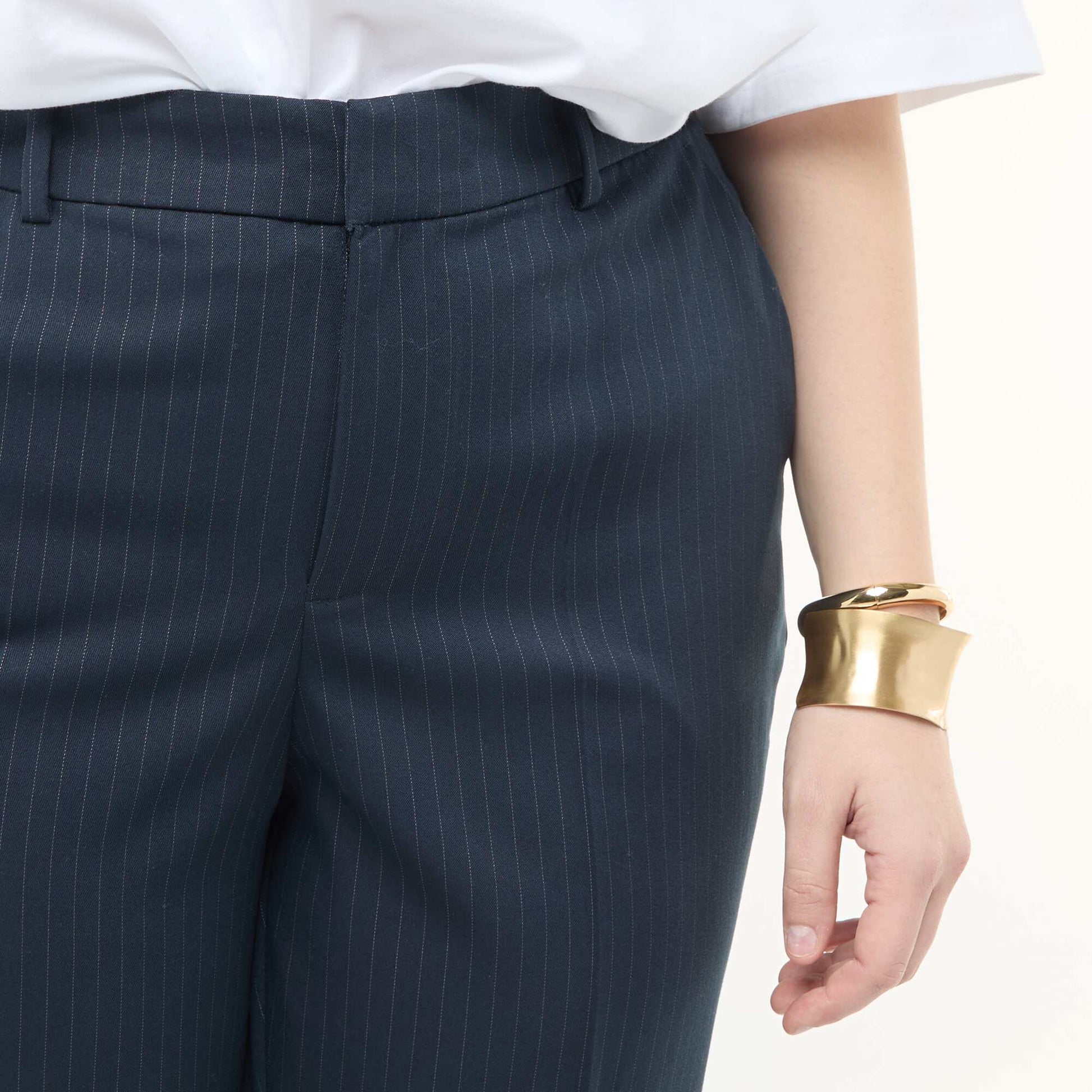 Pantalon cigarette avec ouverture par crochet et zippée BLEU