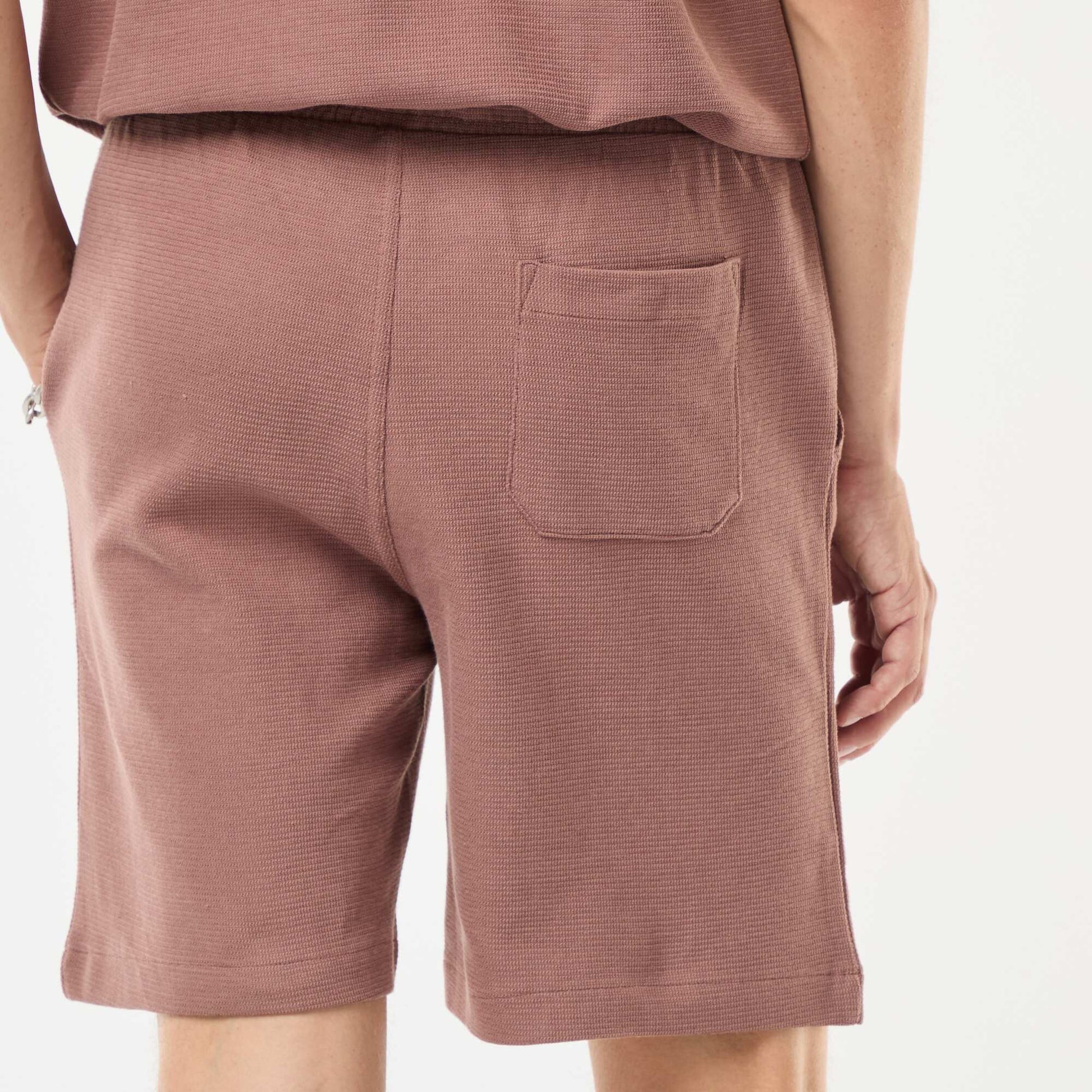 Short de sport avec poches en maille fantaisie MARRON