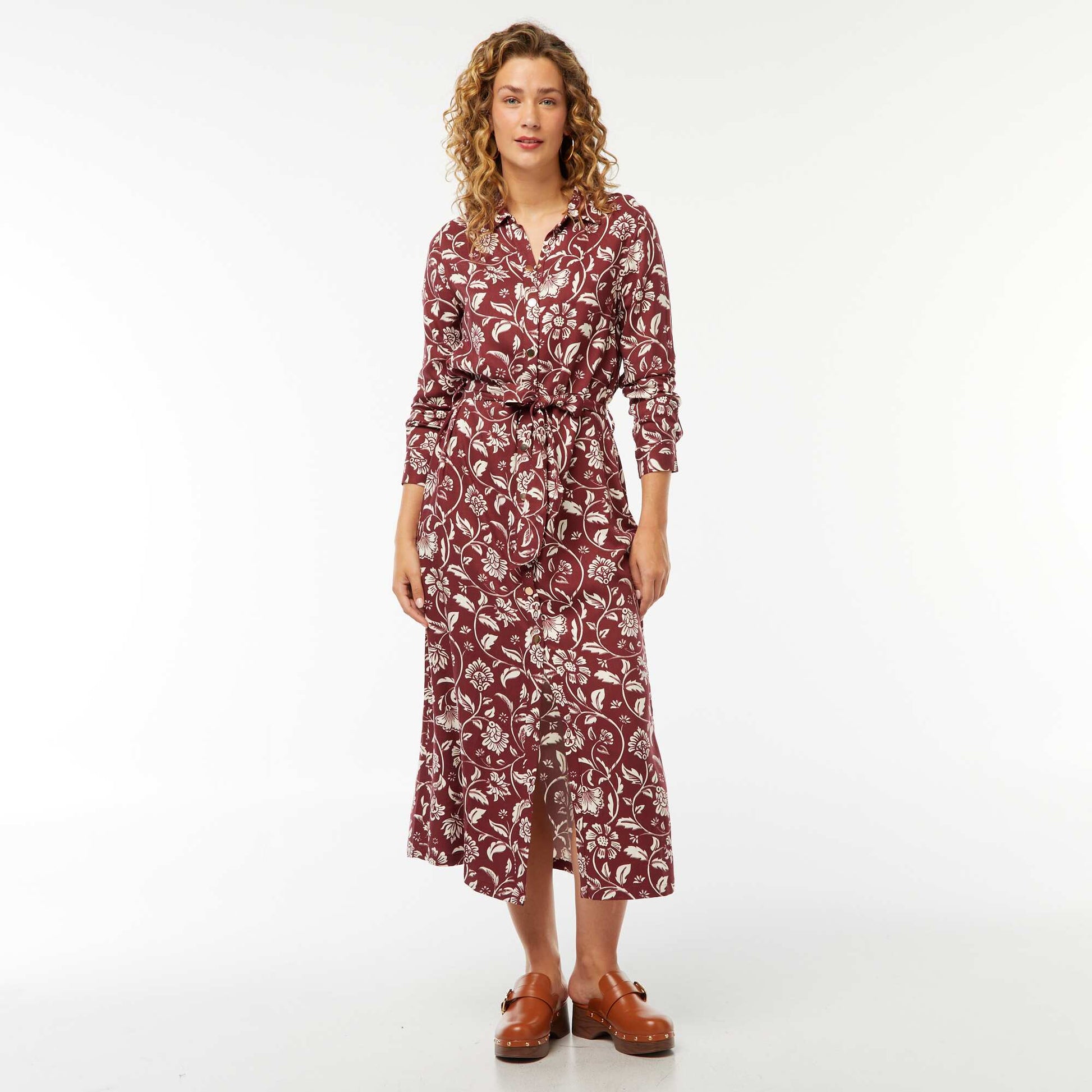 Robe longue chemise imprimée avec ceinture ROUGE