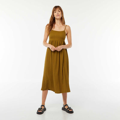 Robe longue à bretelles ouverte dans le dos VERT