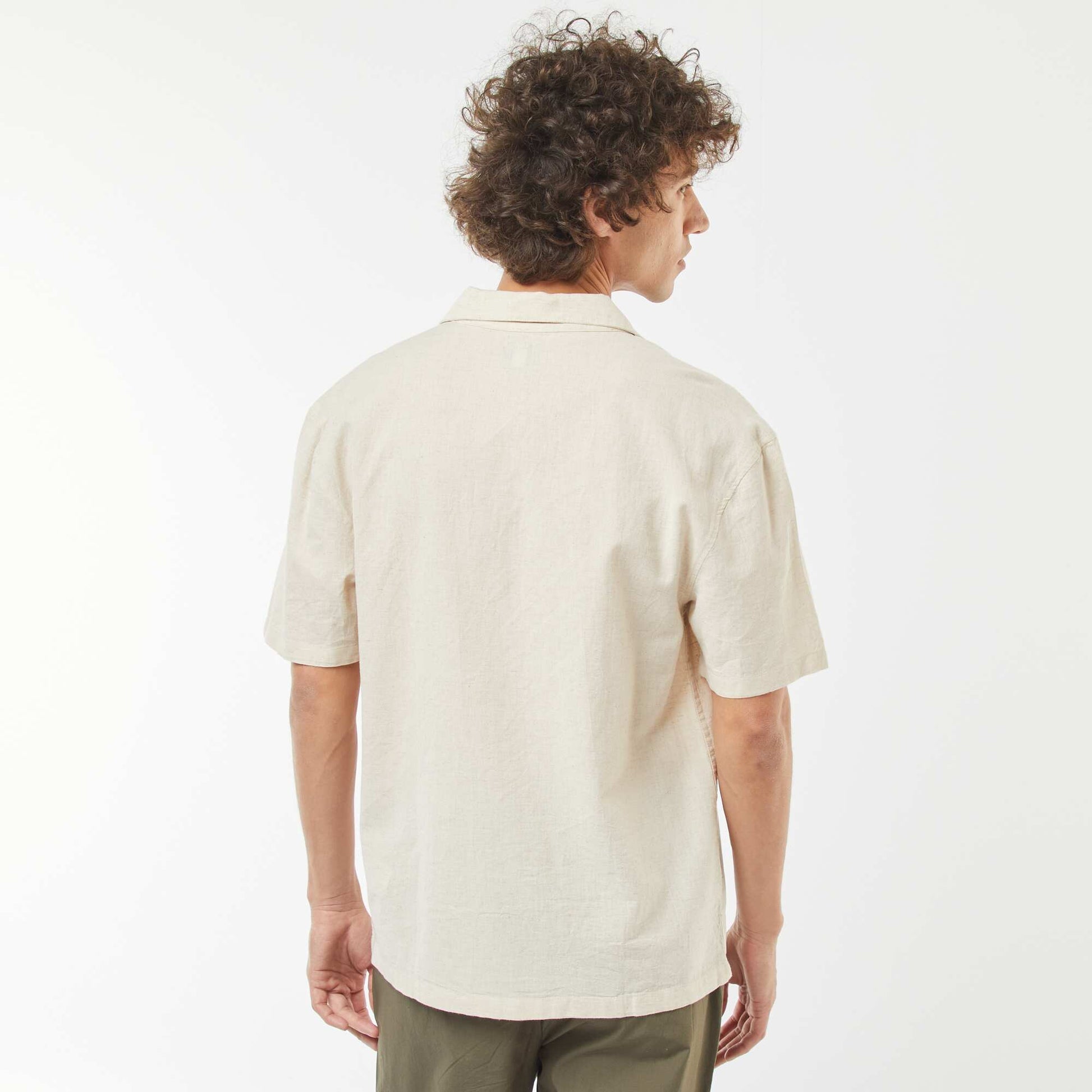 Chemise en lin mélangé à manches courtes et avec broderies BLANC