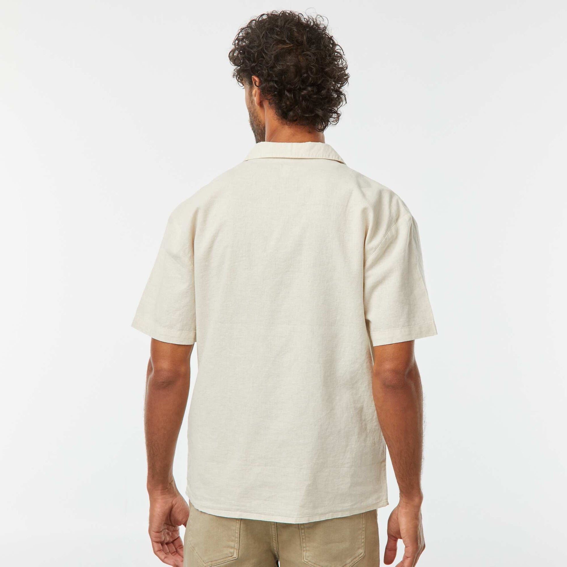 Chemise manches courtes avec poche poitrine BEIGE