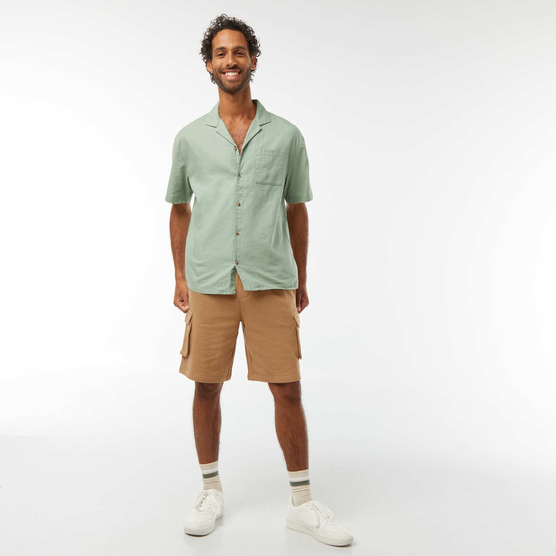 Chemise manches courtes avec poche poitrine VERT