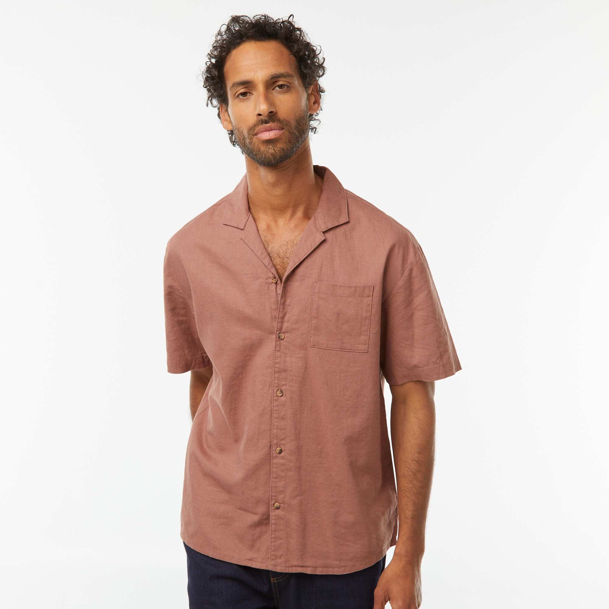 Chemise manches courtes avec poche poitrine MARRON