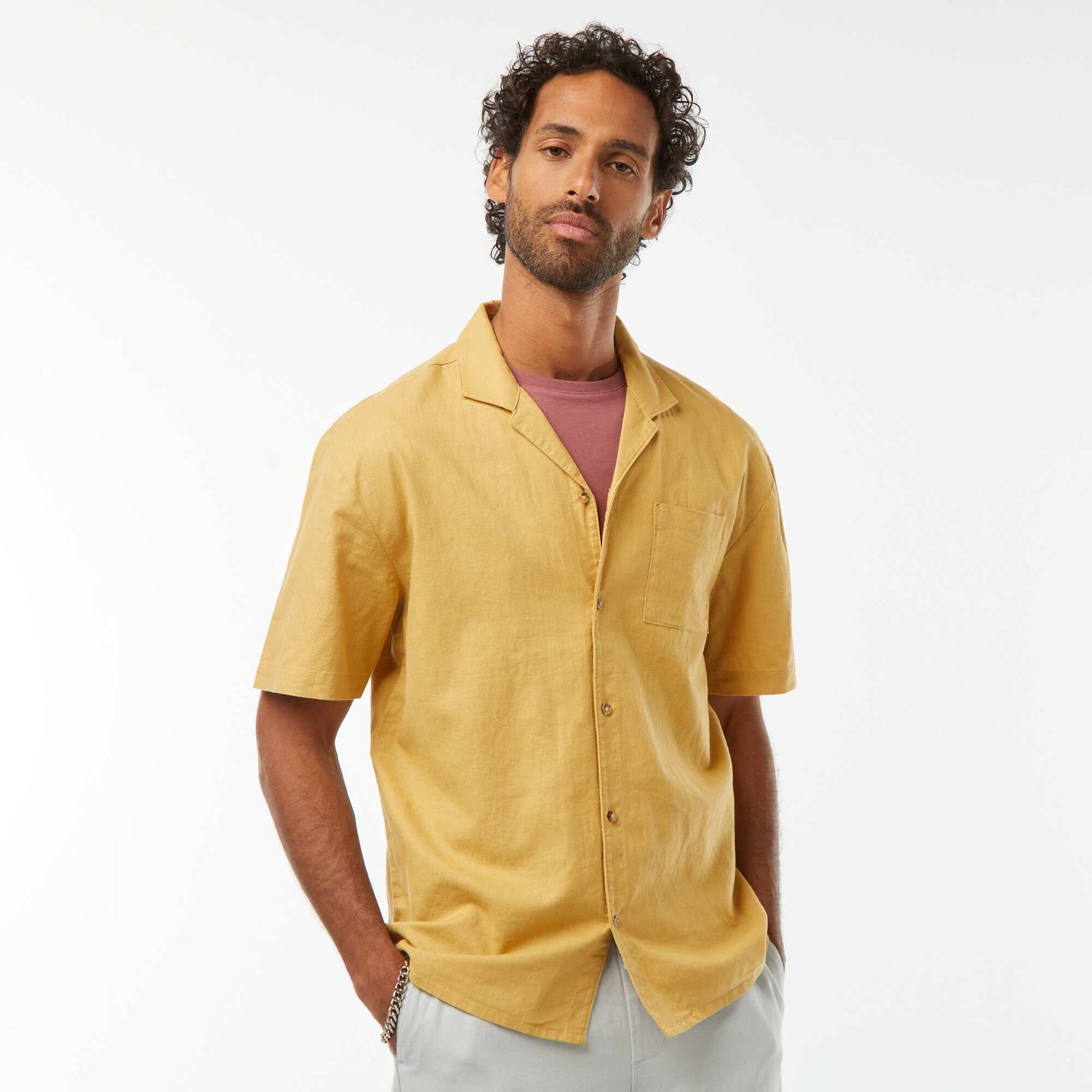 Chemise manches courtes avec poche poitrine JAUNE
