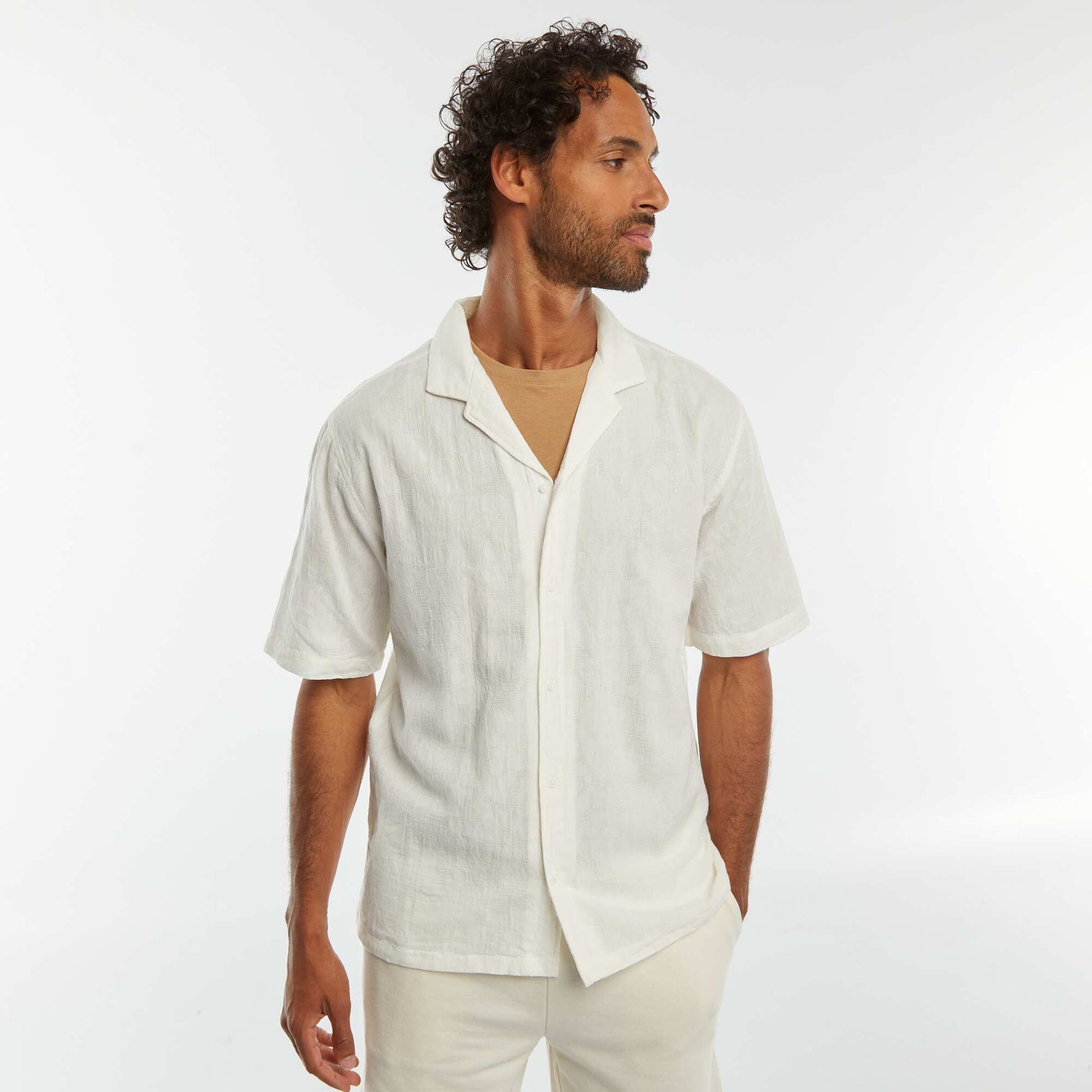 Chemise manches courtes avec broderies BLANC